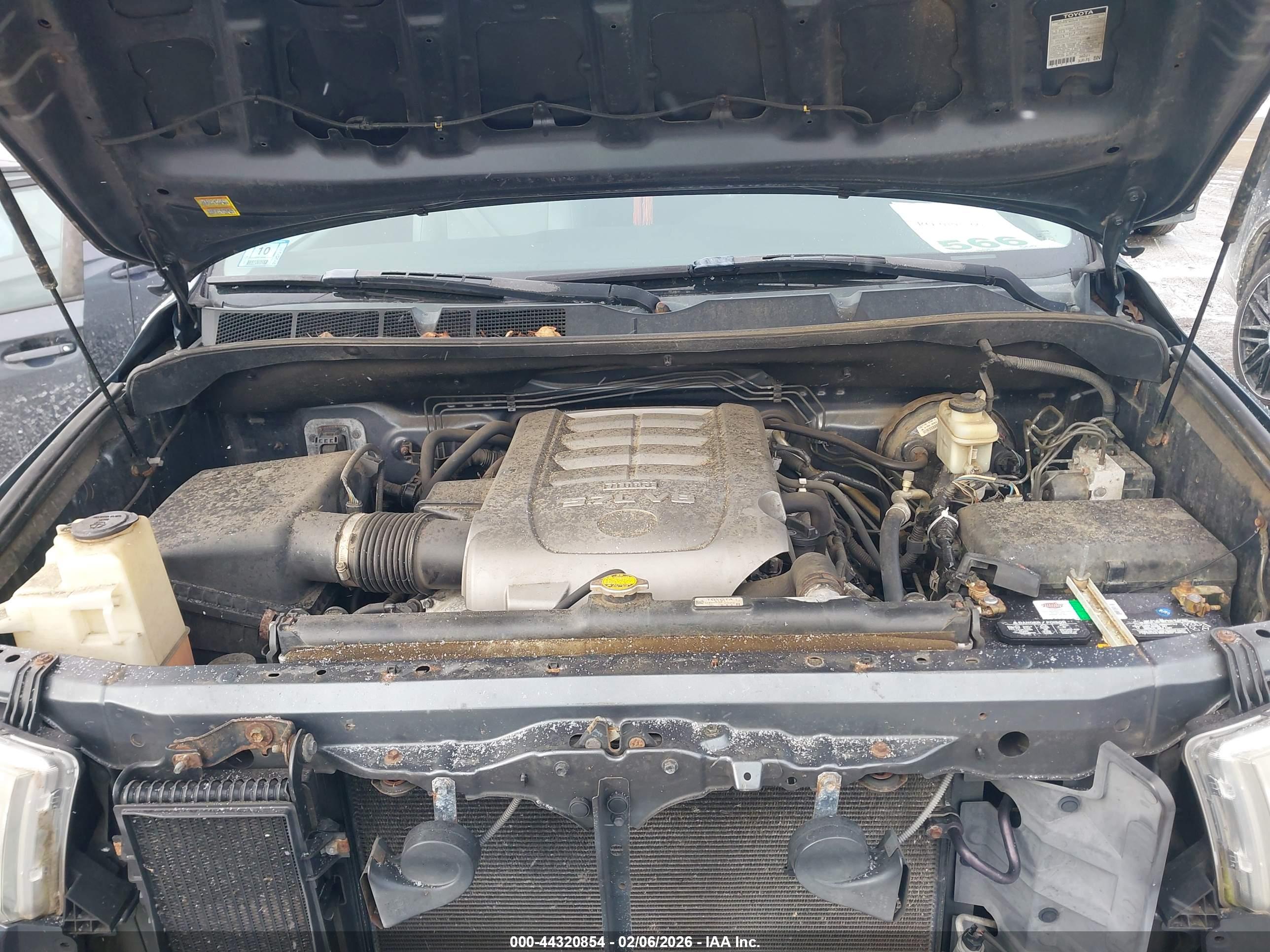 TOYOTA TUNDRA image 10