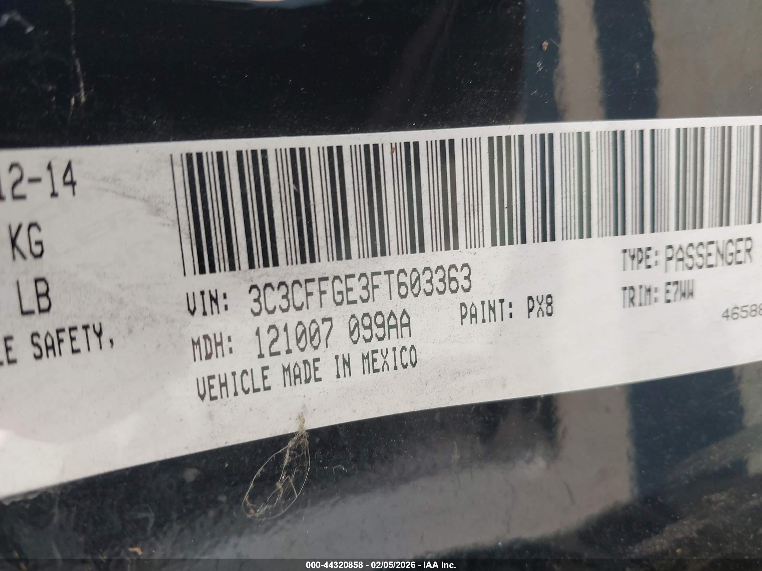 FIAT 500E image 9