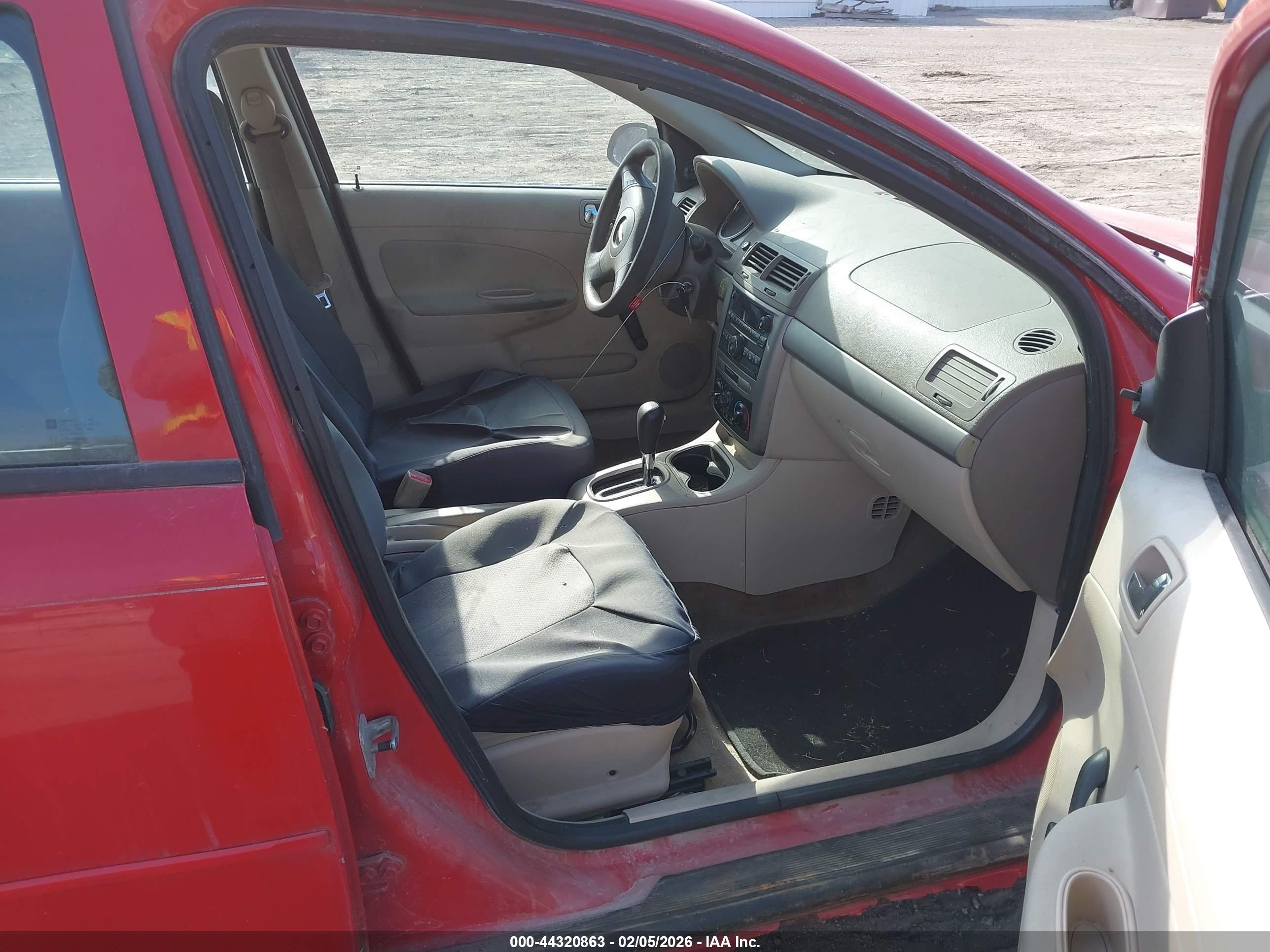 CHEVROLET COBALT image 5