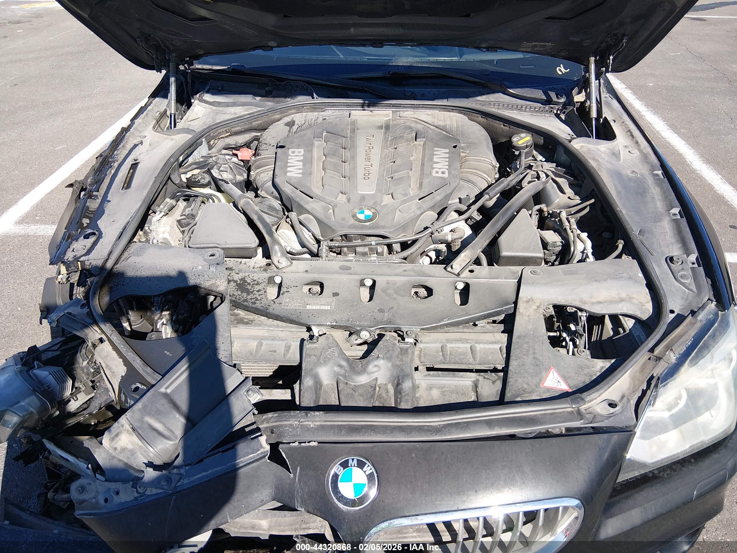 BMW 650I image 10
