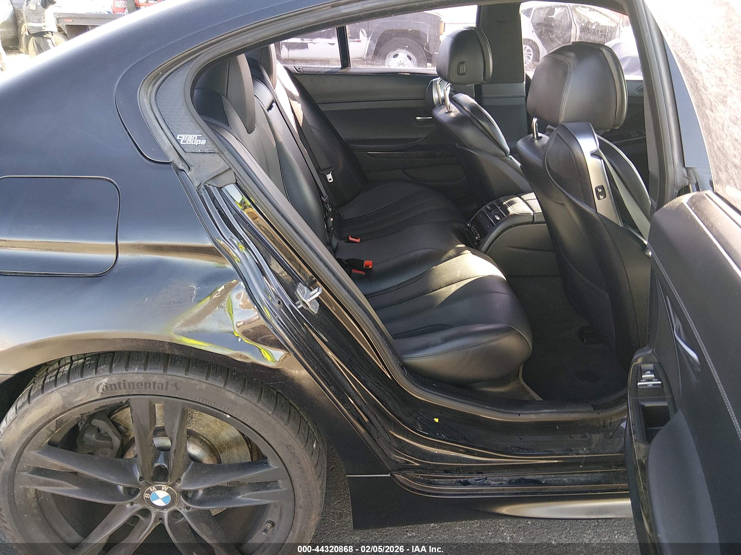 BMW 650I image 8
