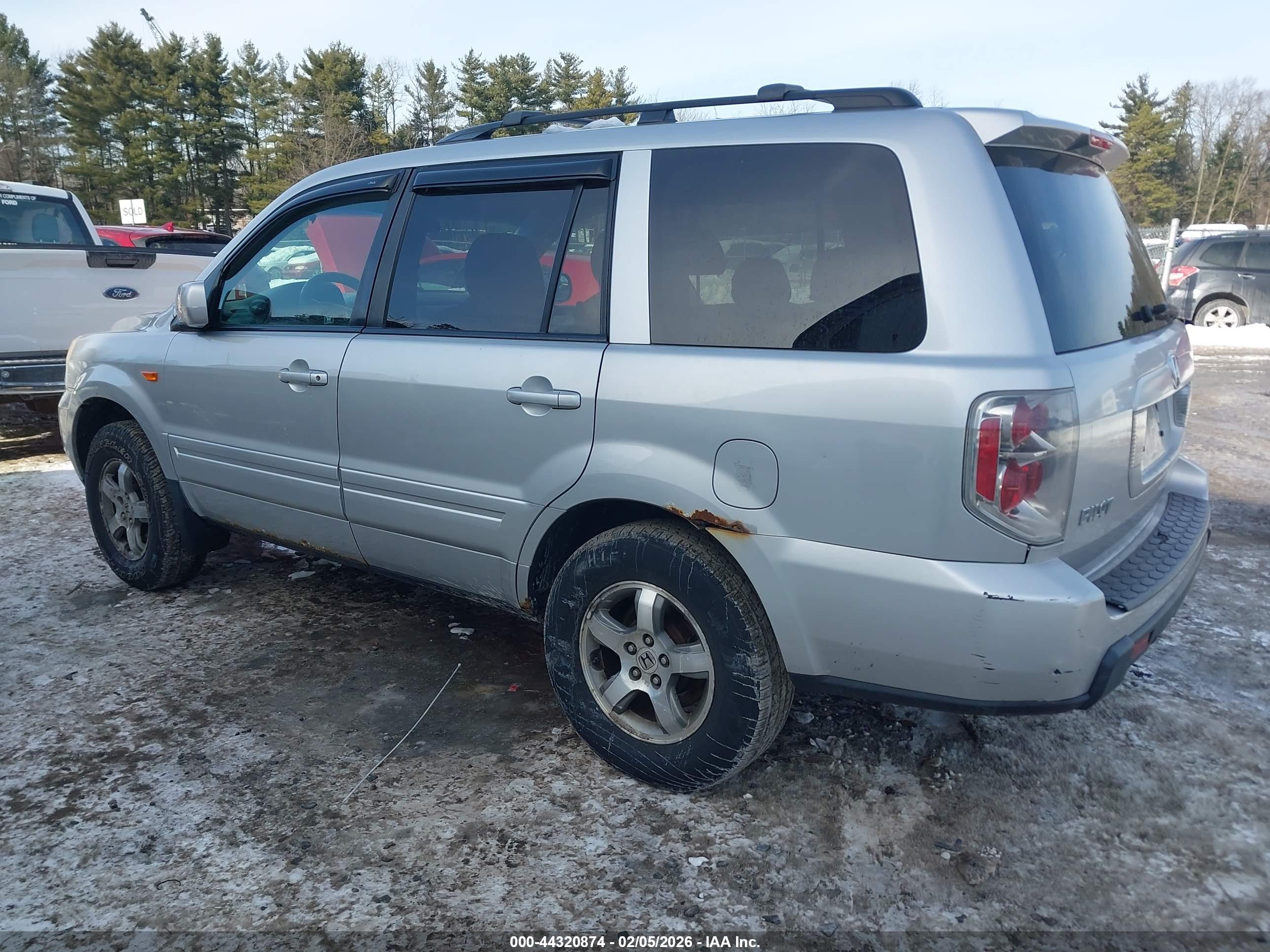 HONDA PILOT image 3