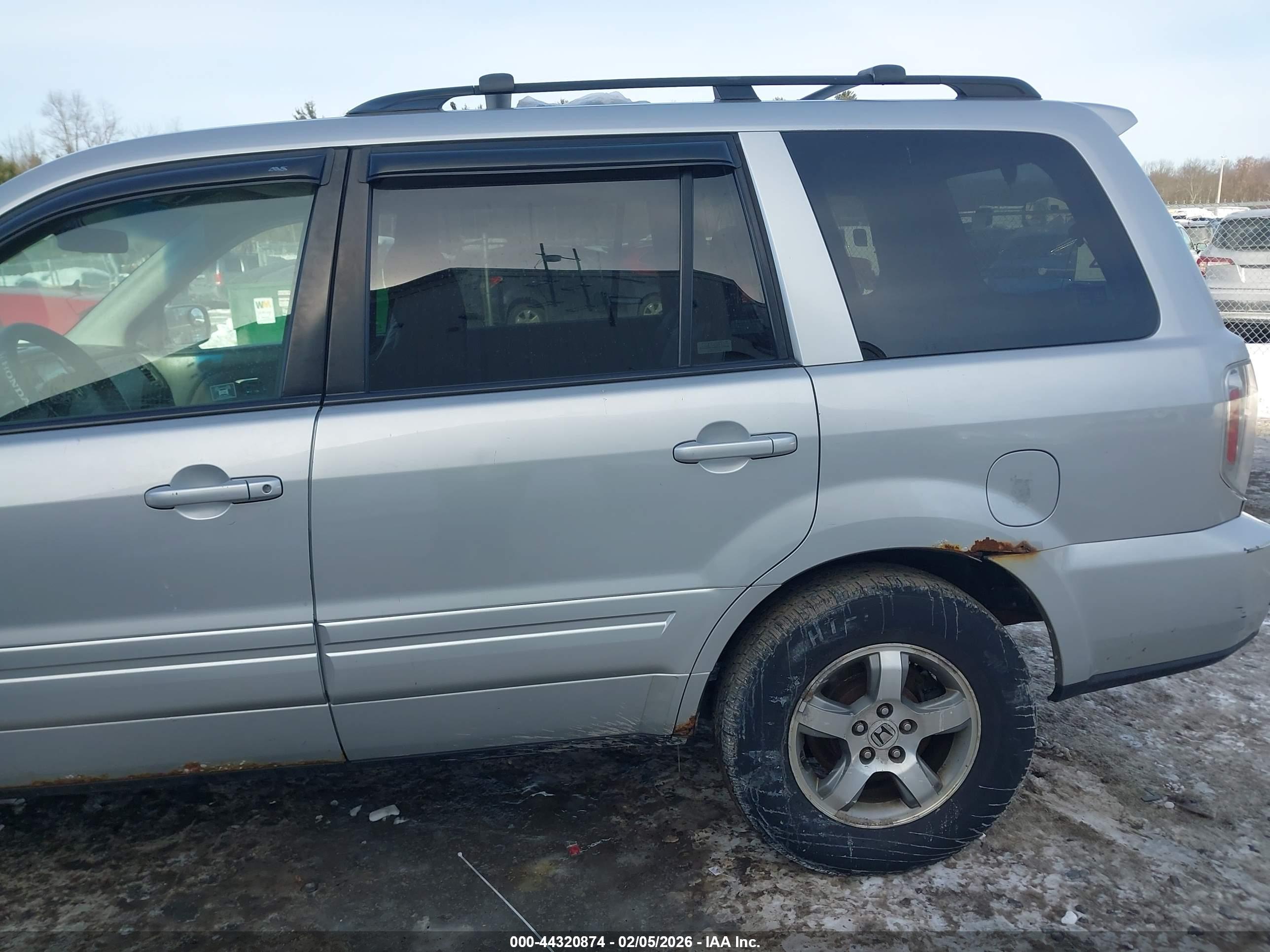 HONDA PILOT image 6