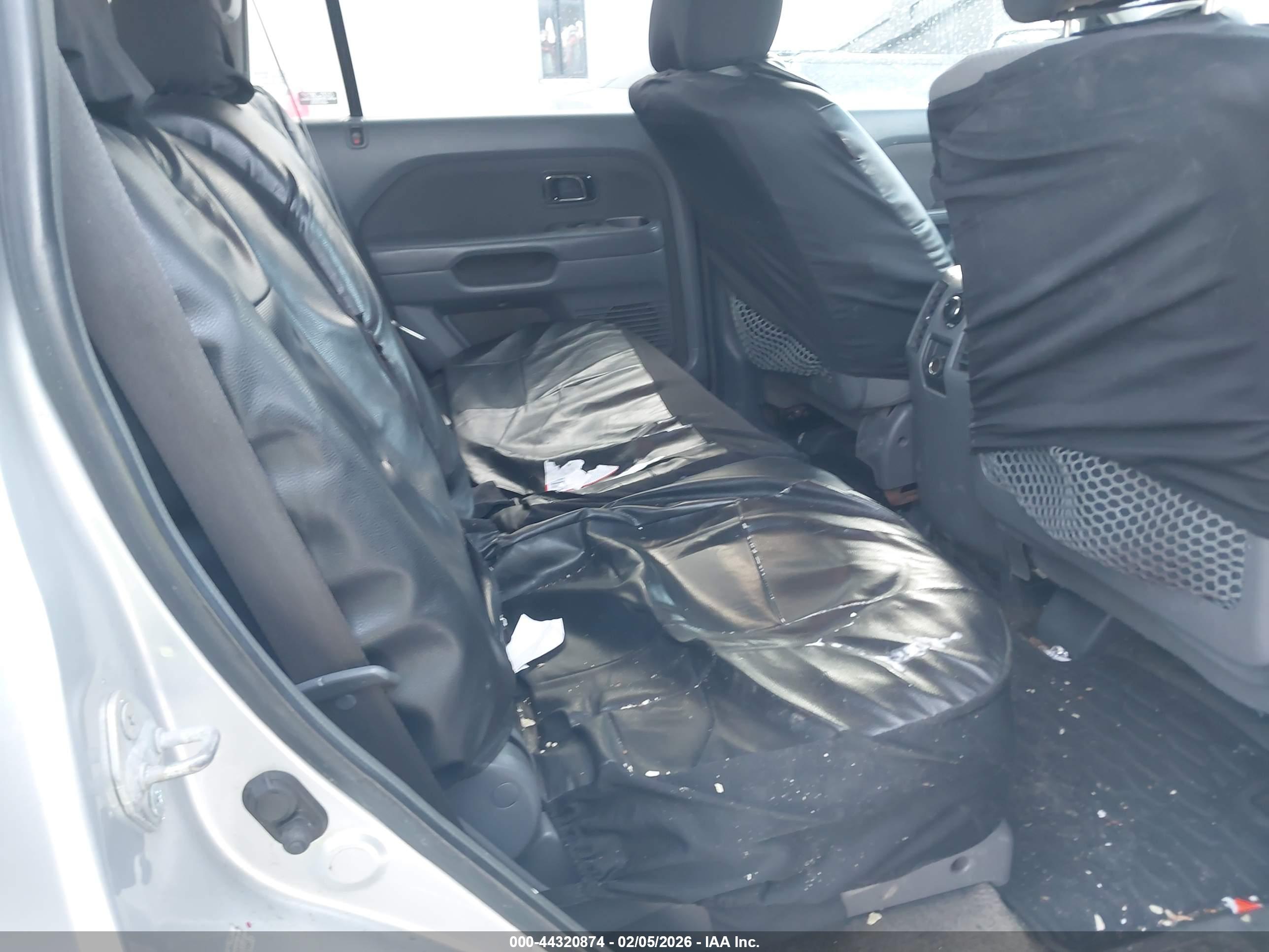 HONDA PILOT image 8