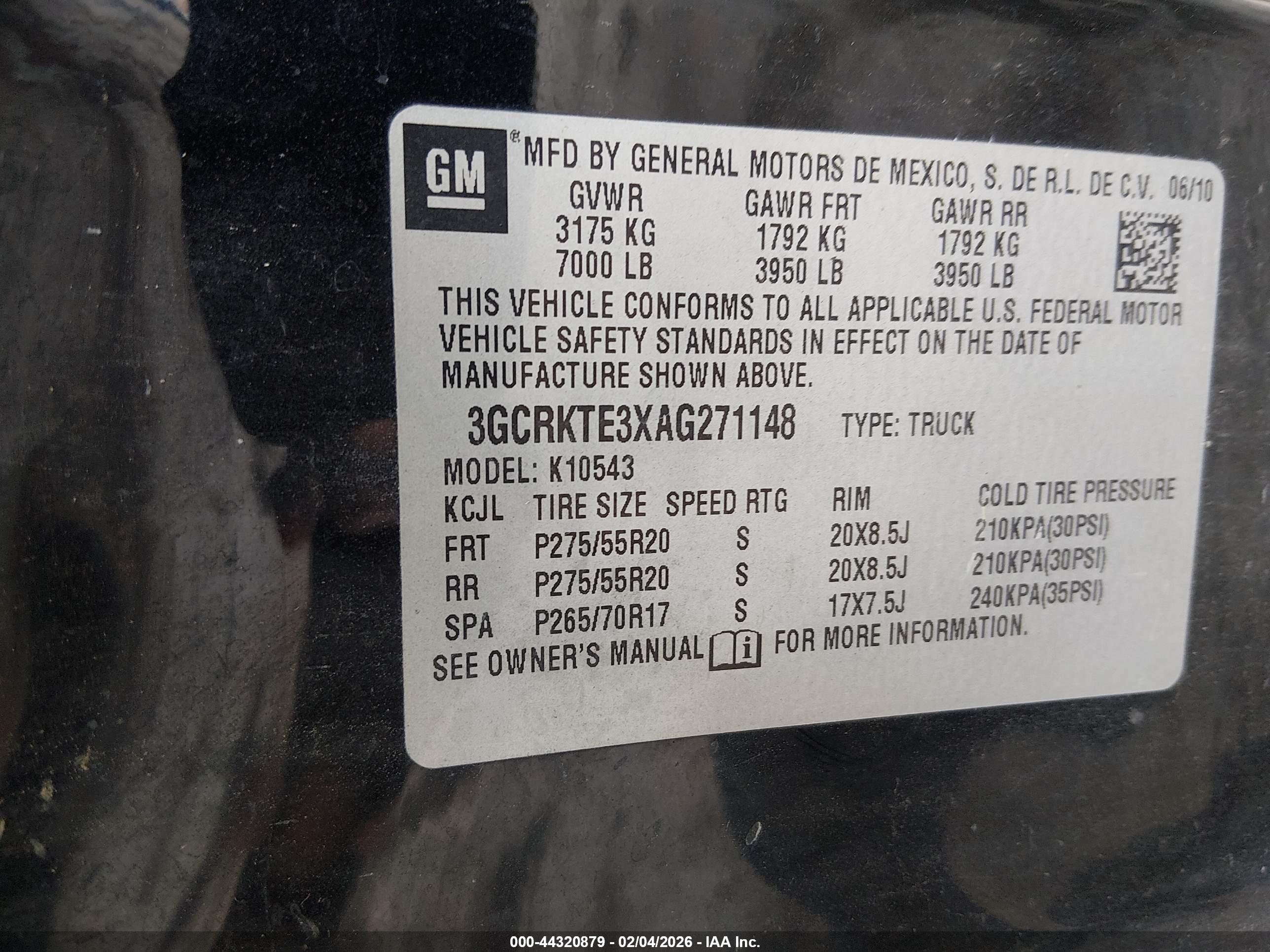 CHEVROLET SILVERADO image 9
