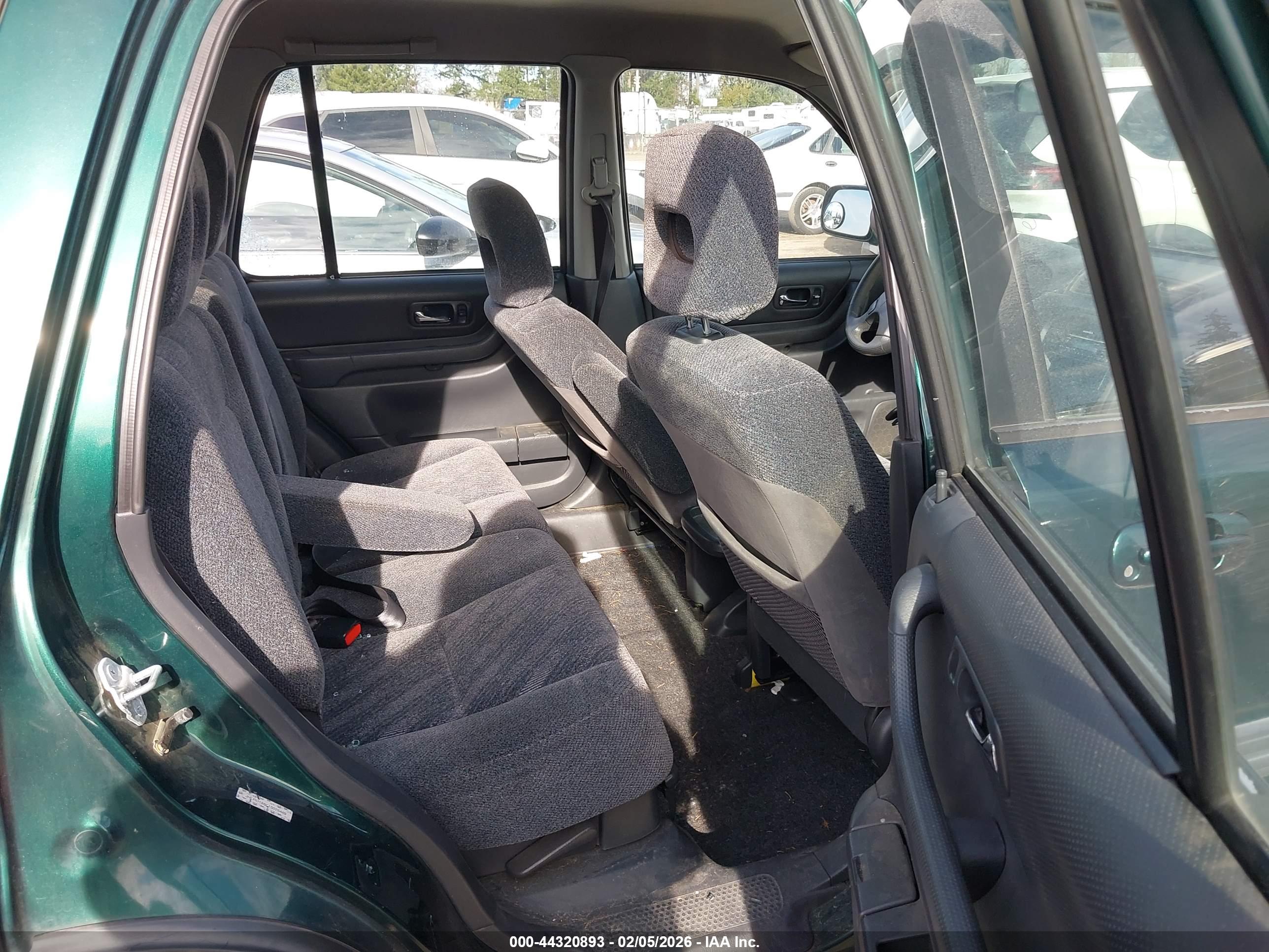 HONDA CR-V image 8