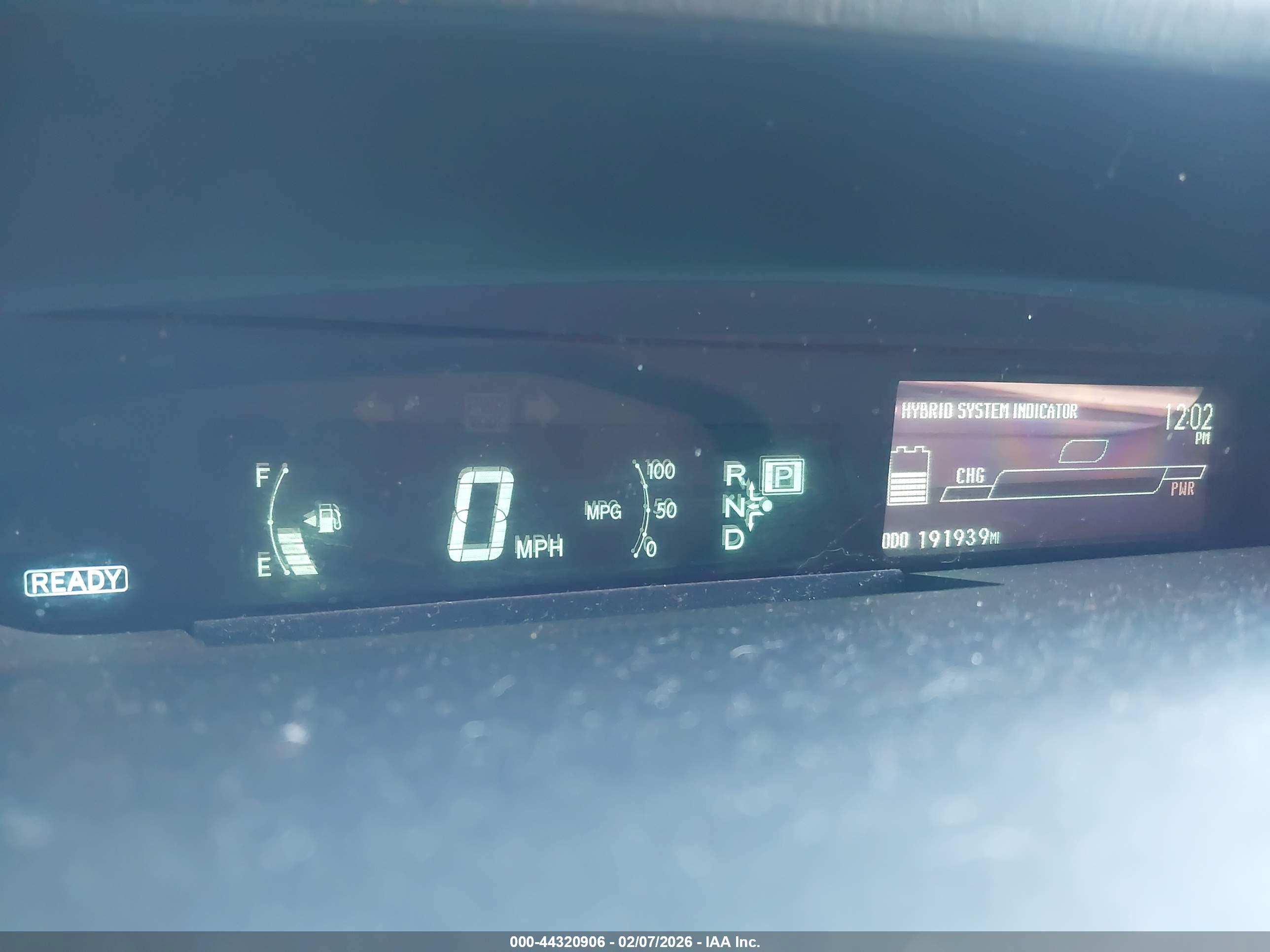 TOYOTA PRIUS image 7