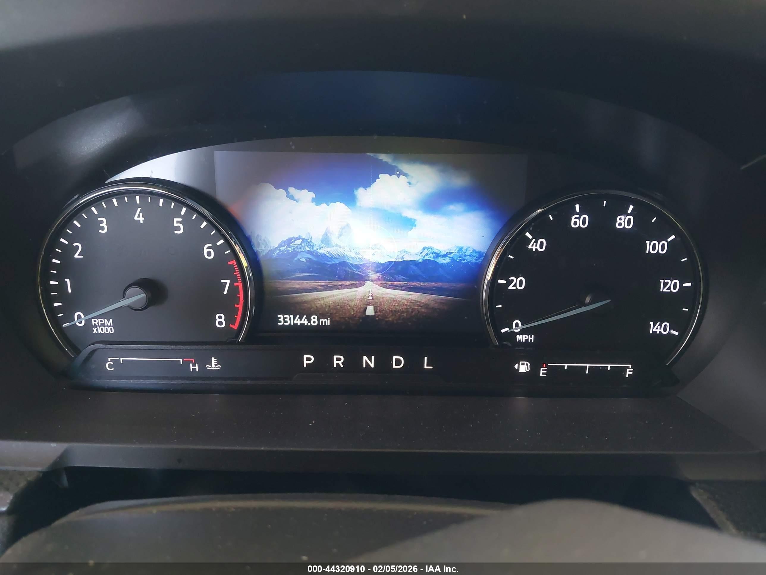 FORD EXPLORER image 7
