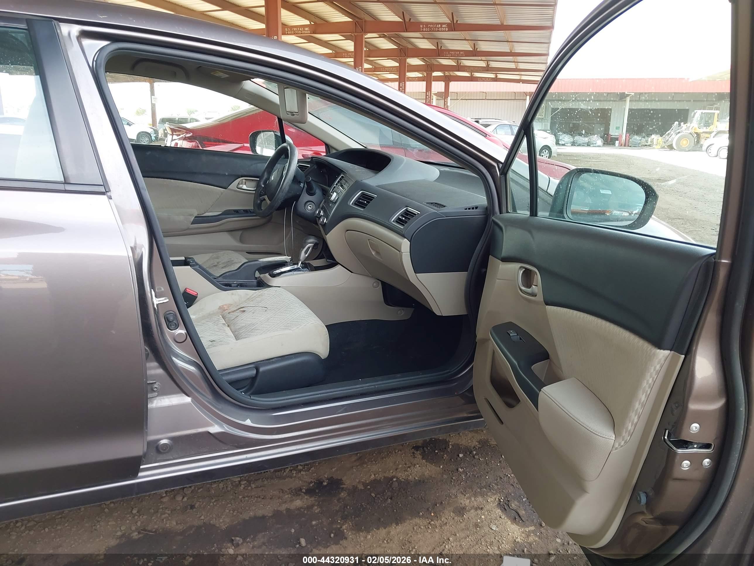 HONDA CIVIC image 5