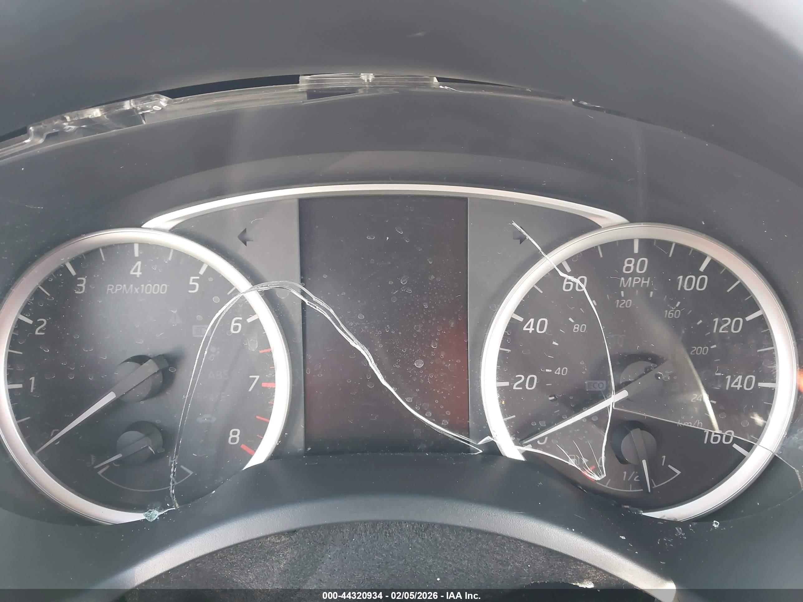 NISSAN SENTRA image 7