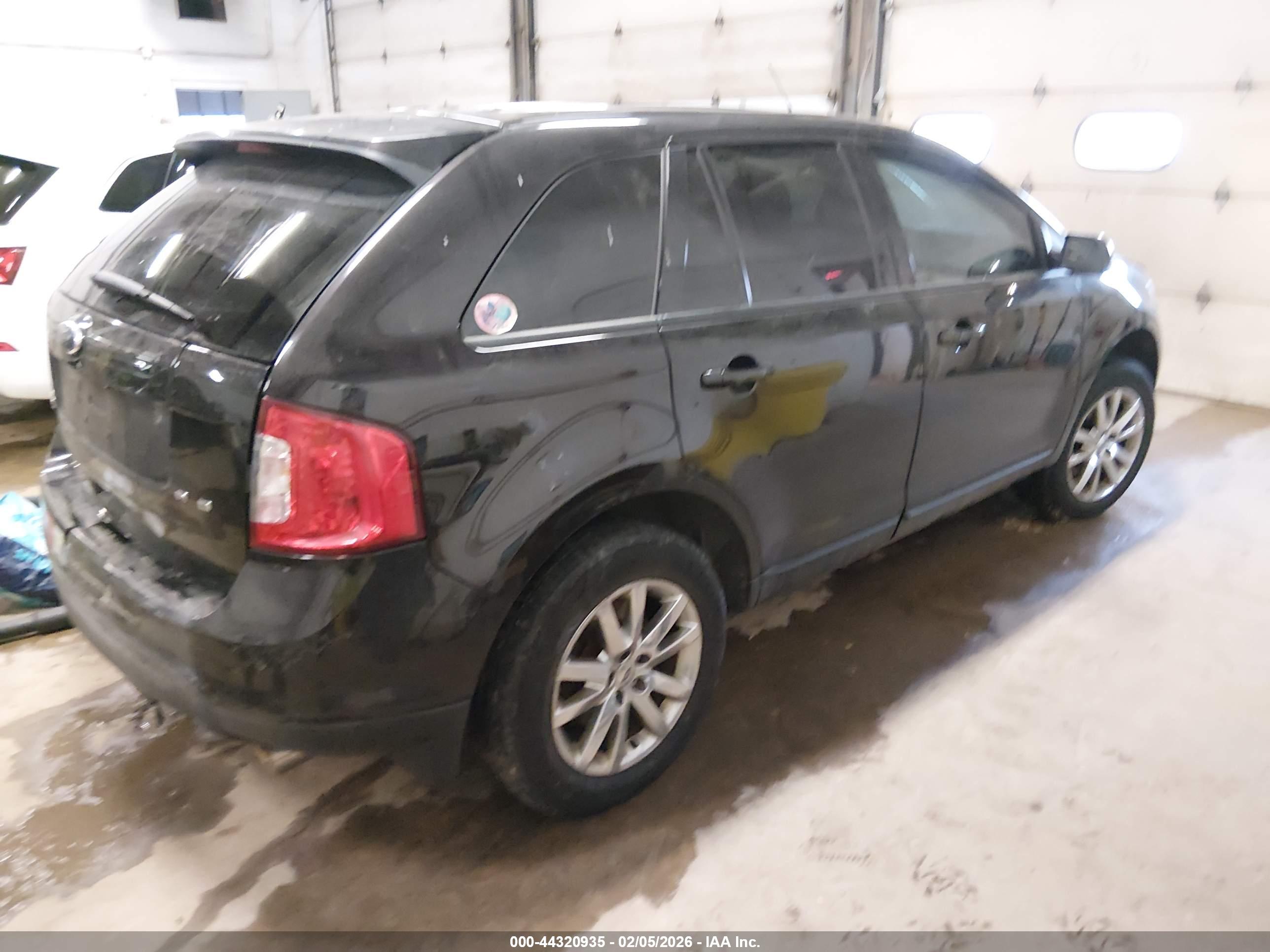 FORD EDGE image 4