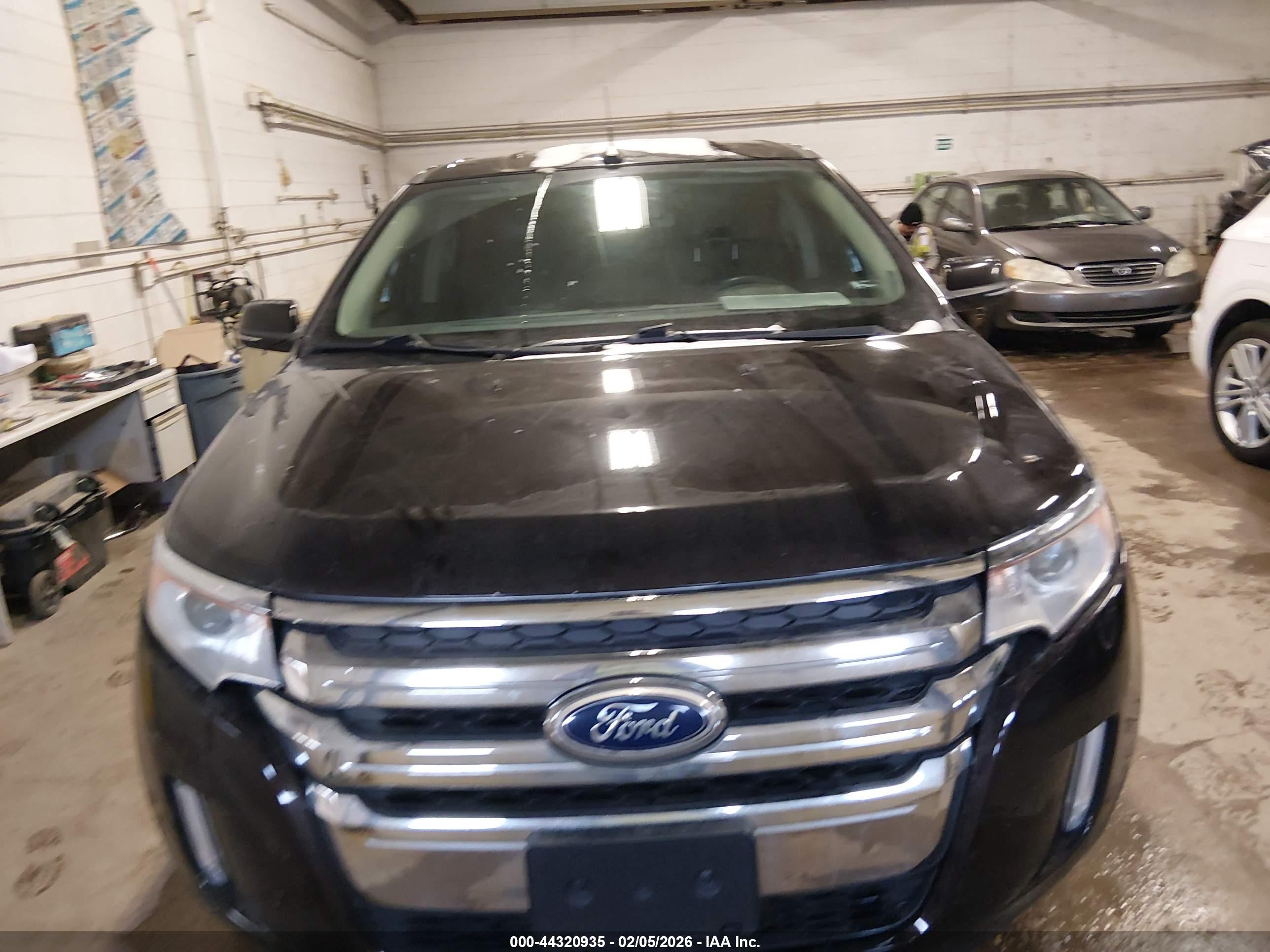 FORD EDGE image 6