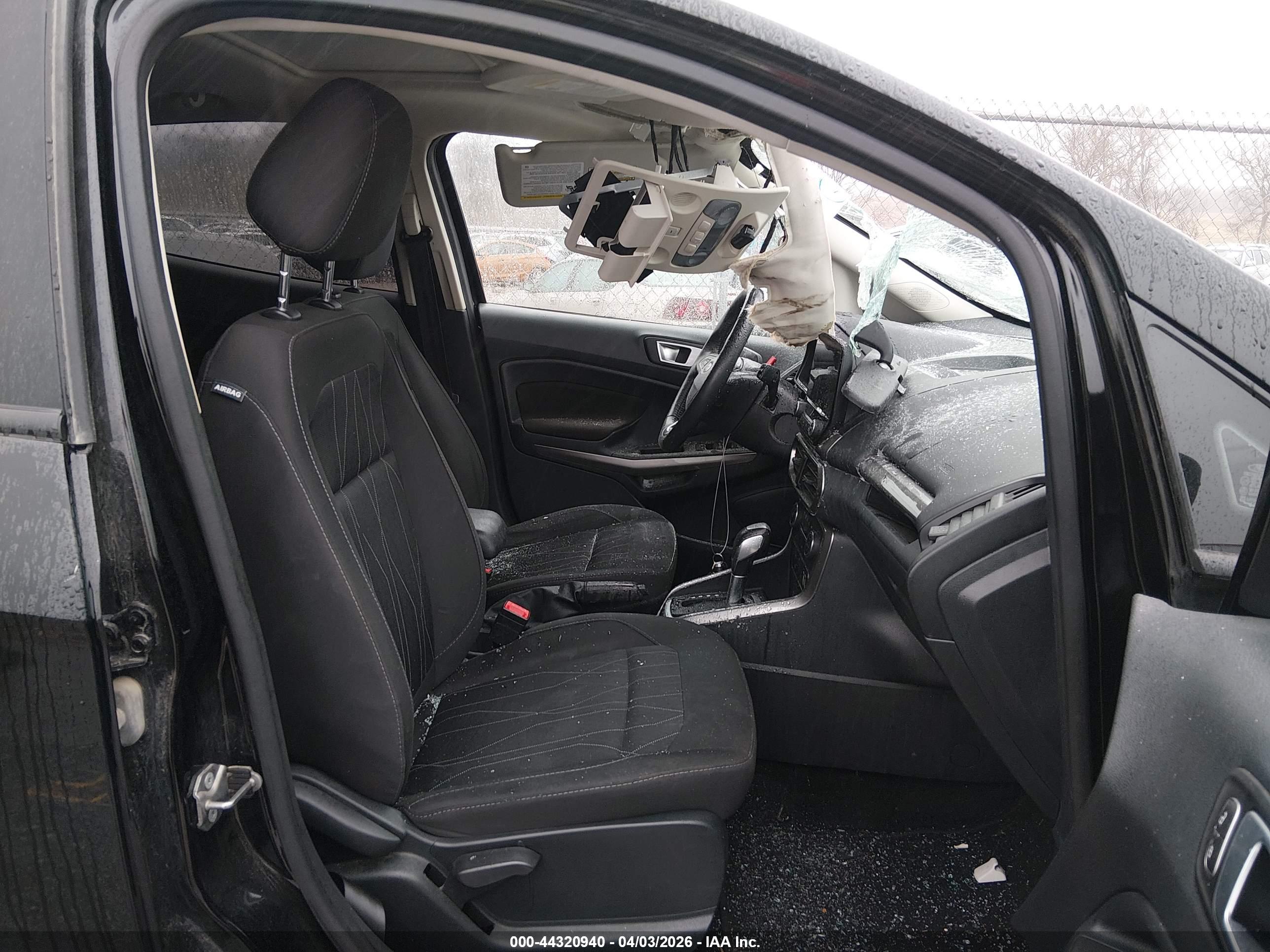 FORD ECOSPORT image 5