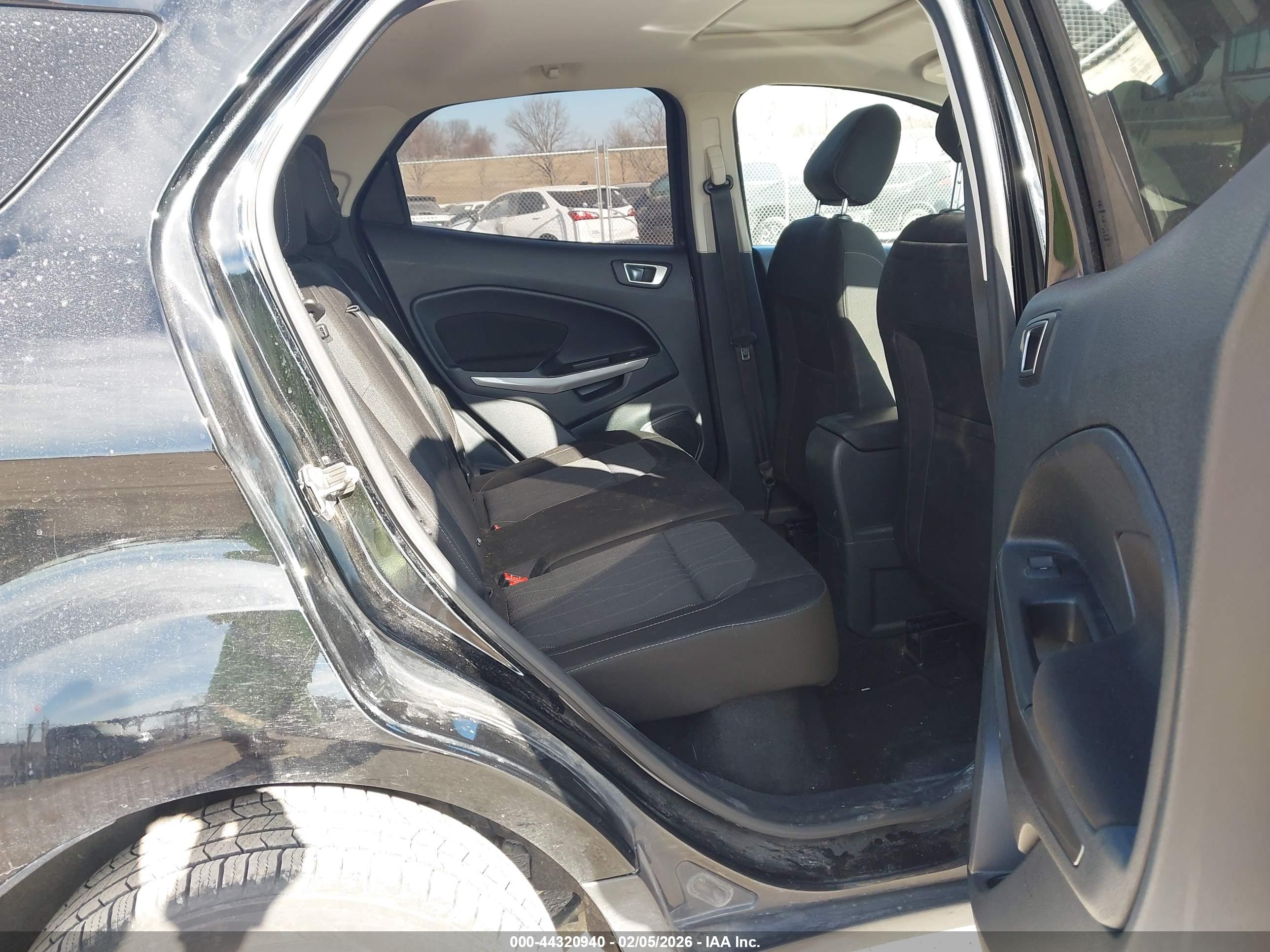 FORD ECOSPORT image 8