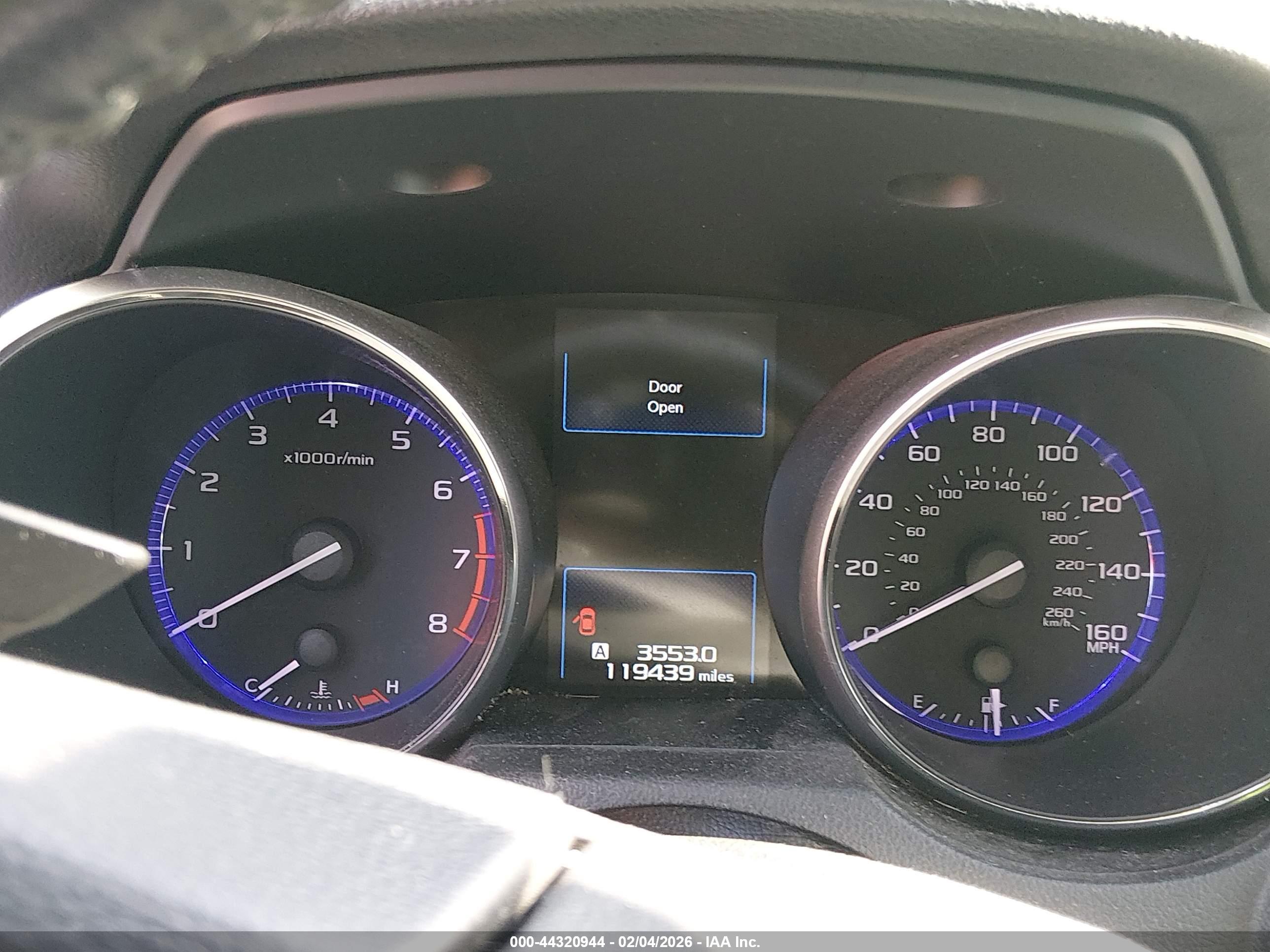 SUBARU OUTBACK image 7