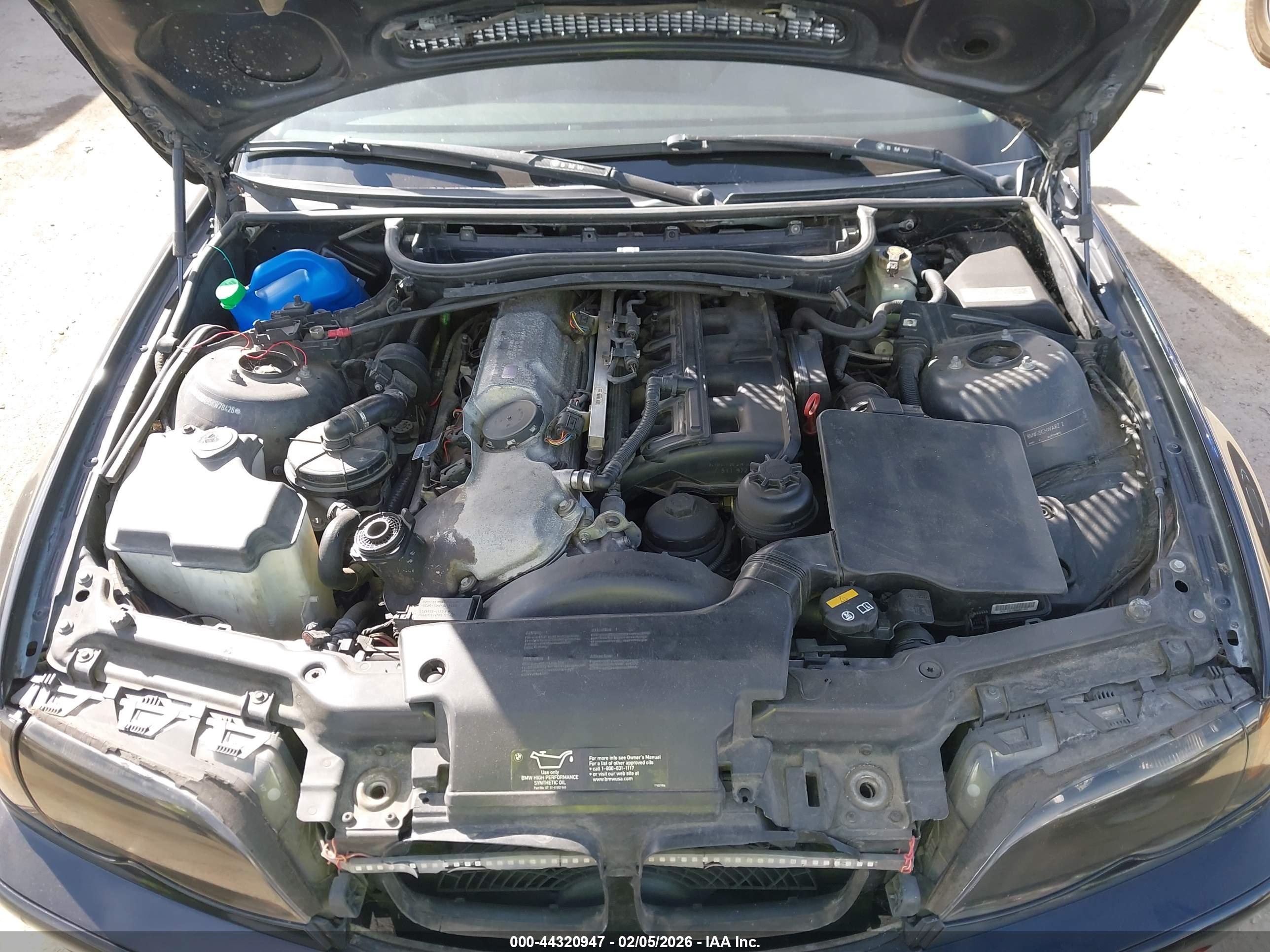 BMW 325I image 10