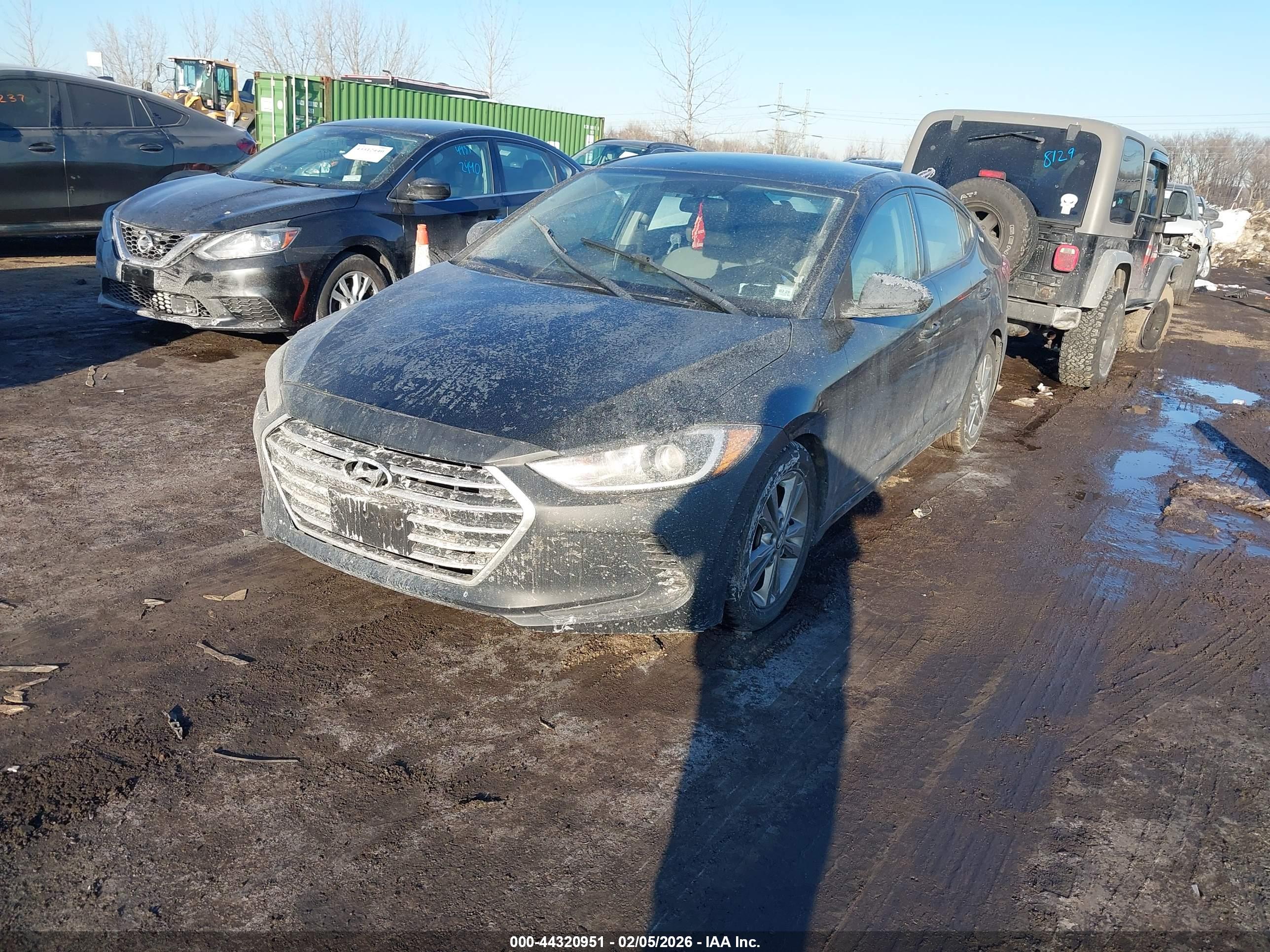 HYUNDAI ELANTRA image 2