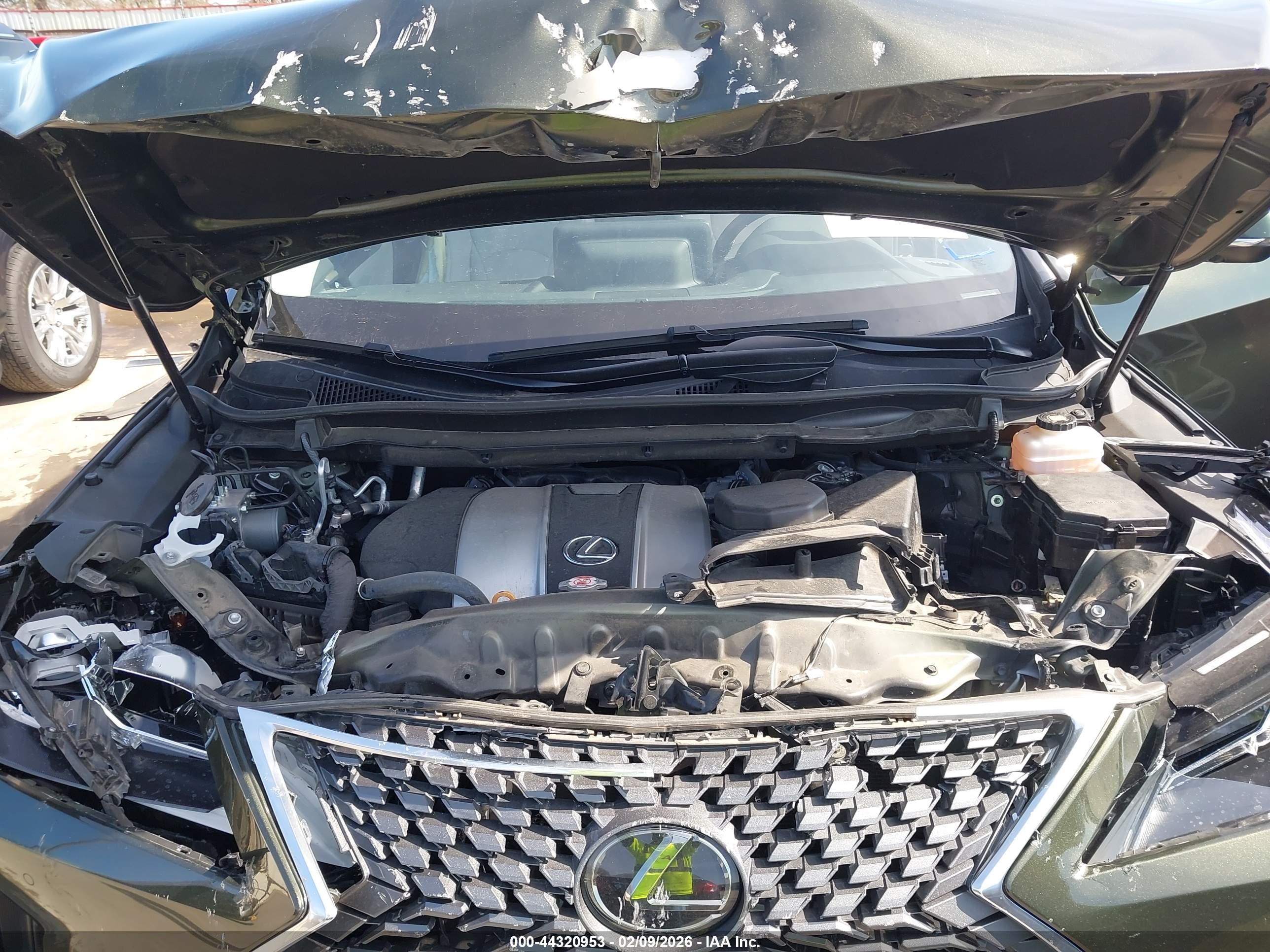 LEXUS RX image 10