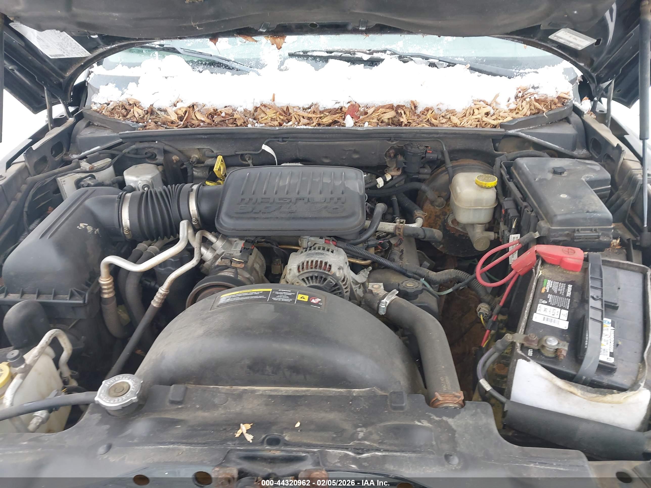 DODGE DAKOTA image 10