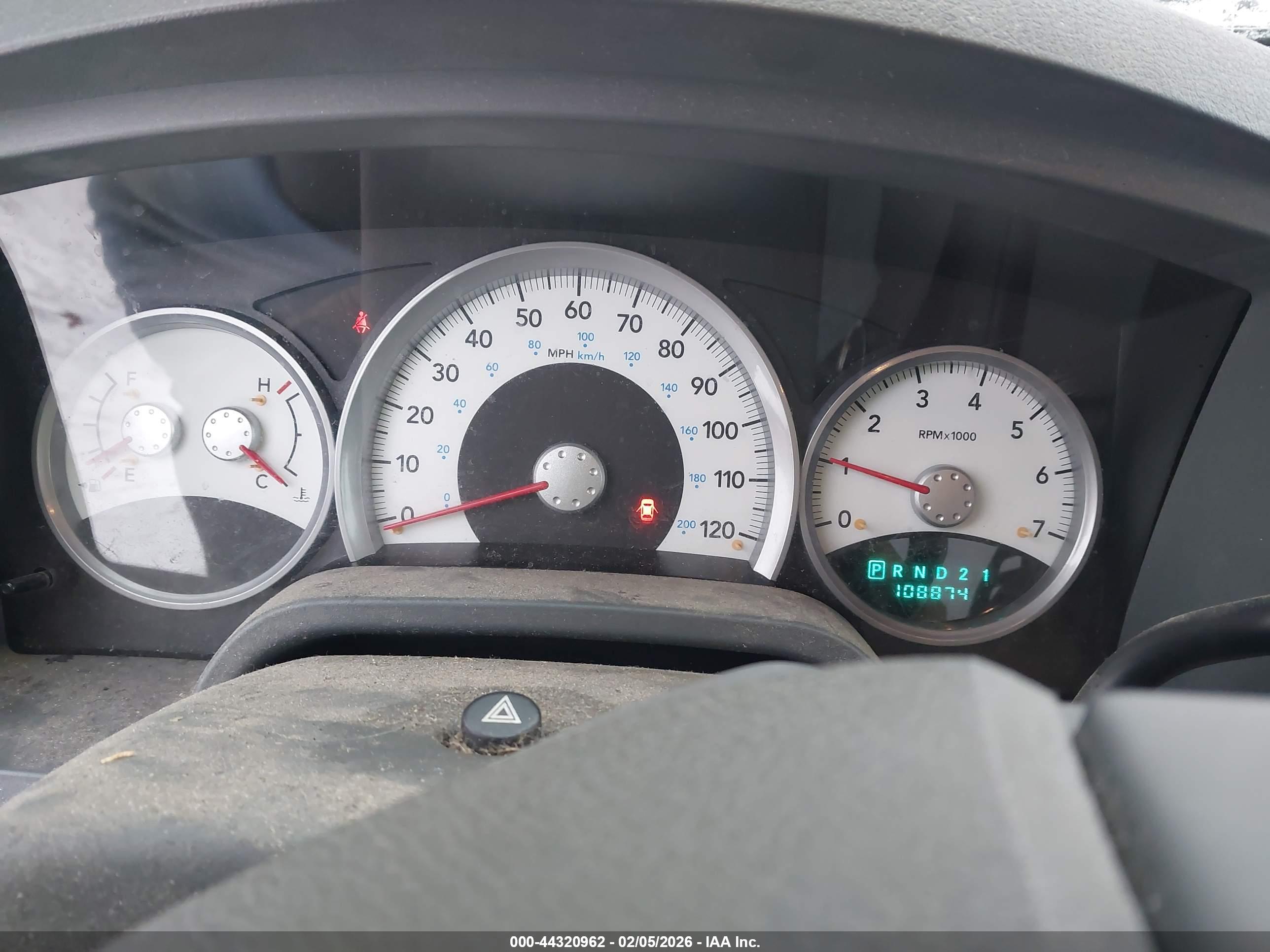 DODGE DAKOTA image 7