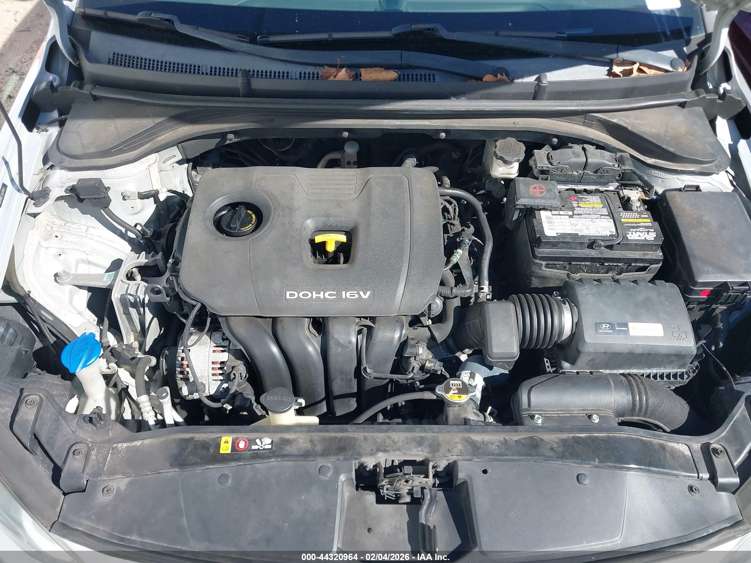 HYUNDAI ELANTRA image 10