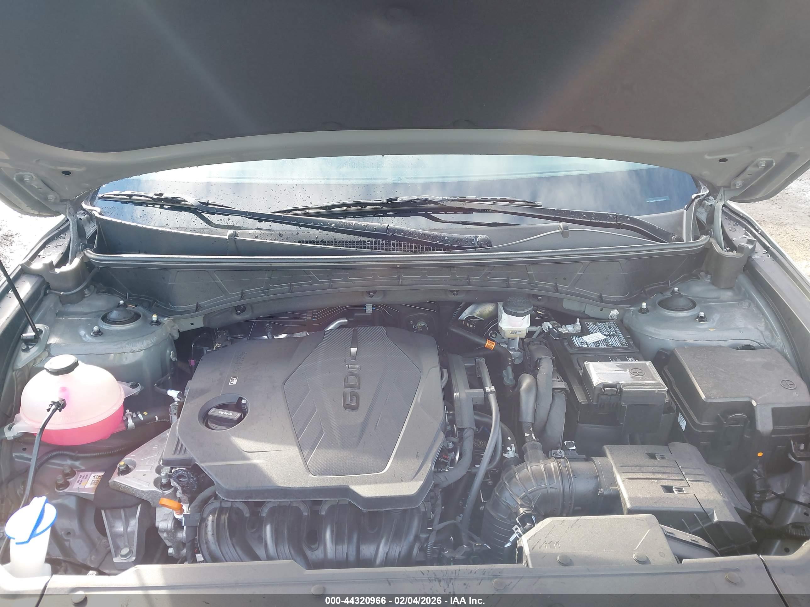 HYUNDAI TUCSON image 10