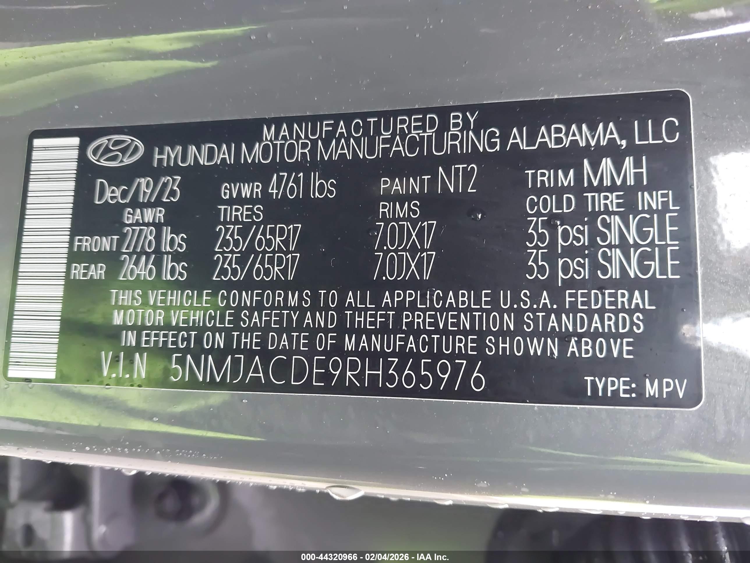 HYUNDAI TUCSON image 9