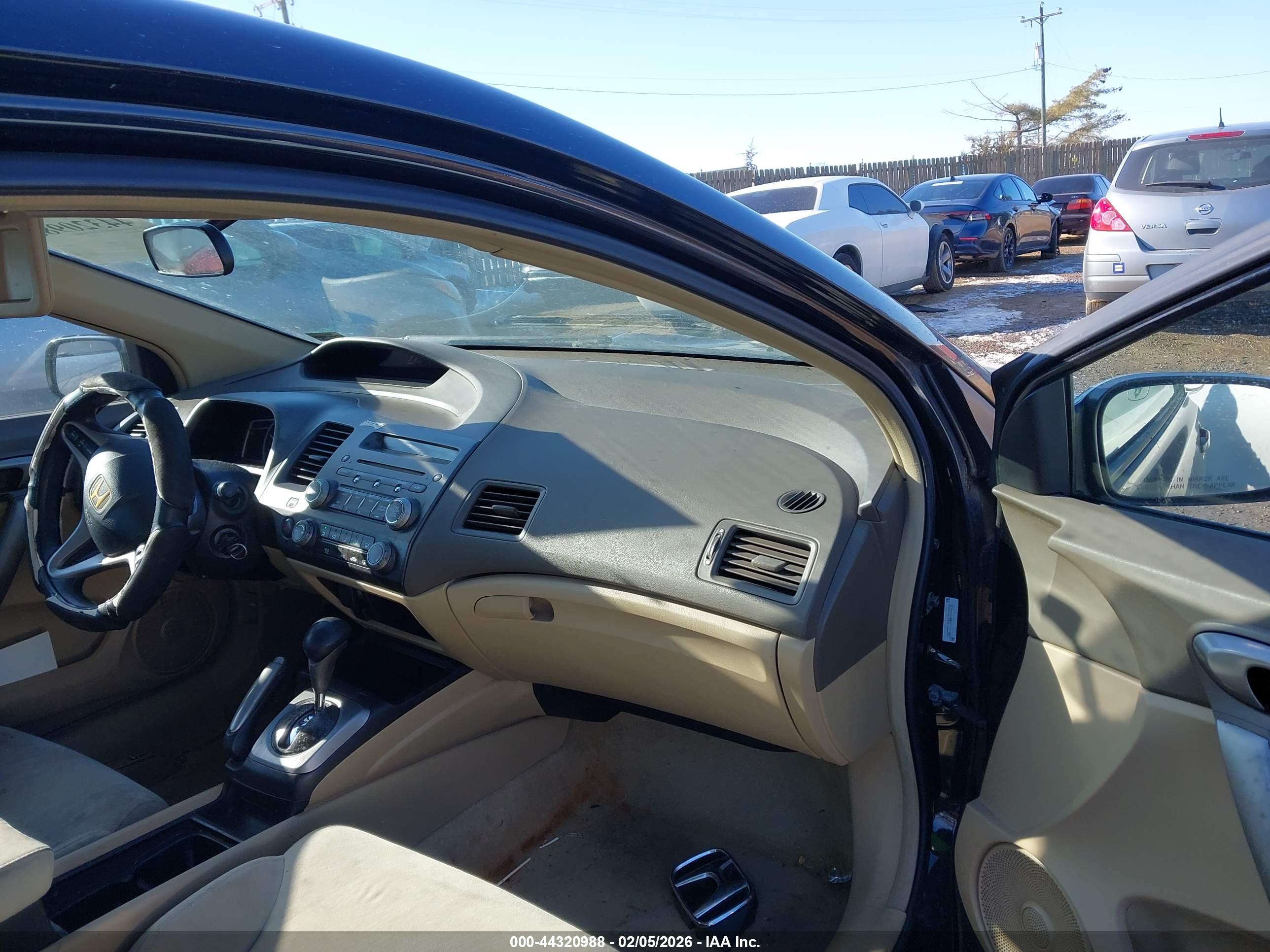 HONDA CIVIC image 5