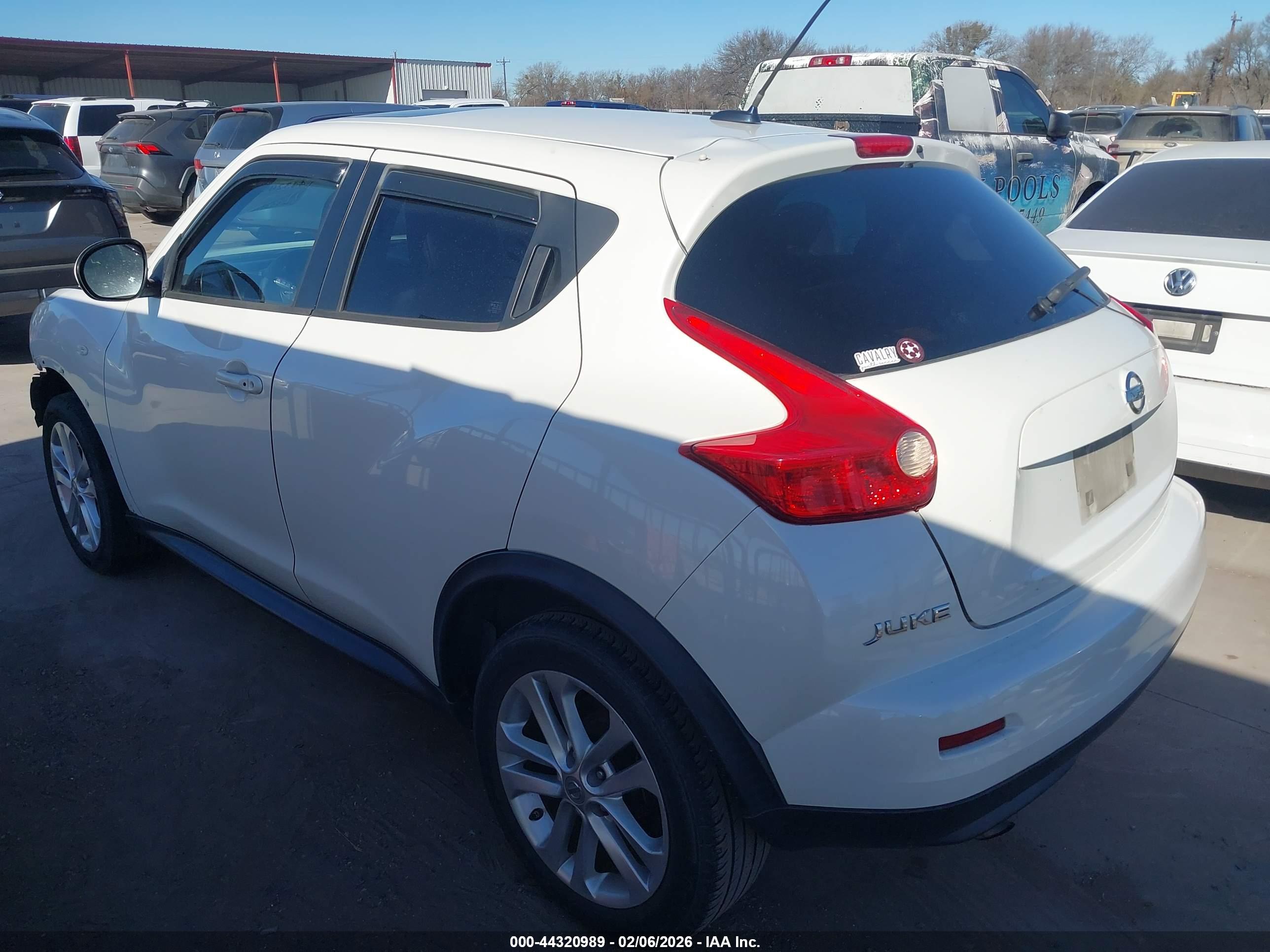 NISSAN JUKE image 3