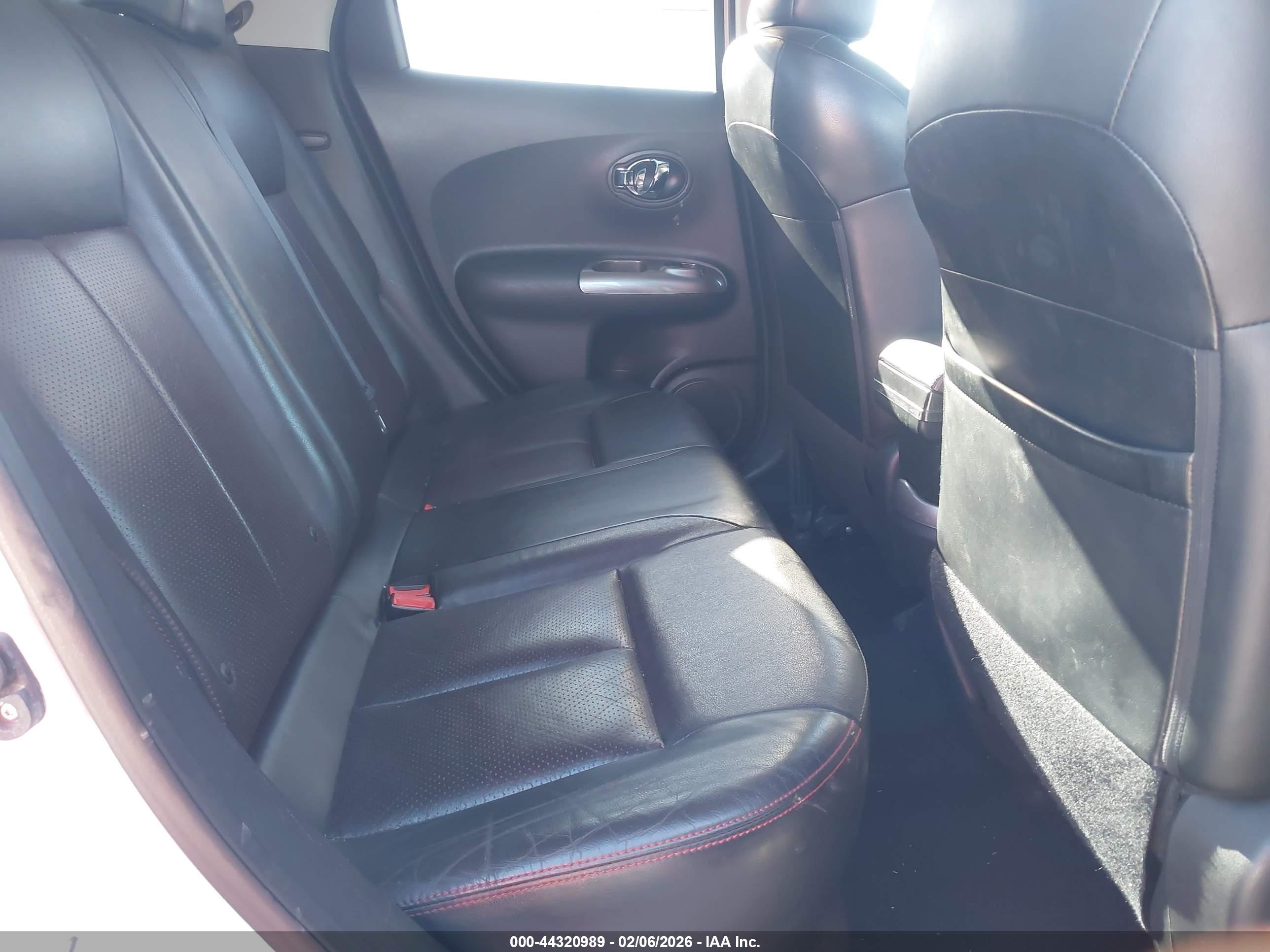 NISSAN JUKE image 8