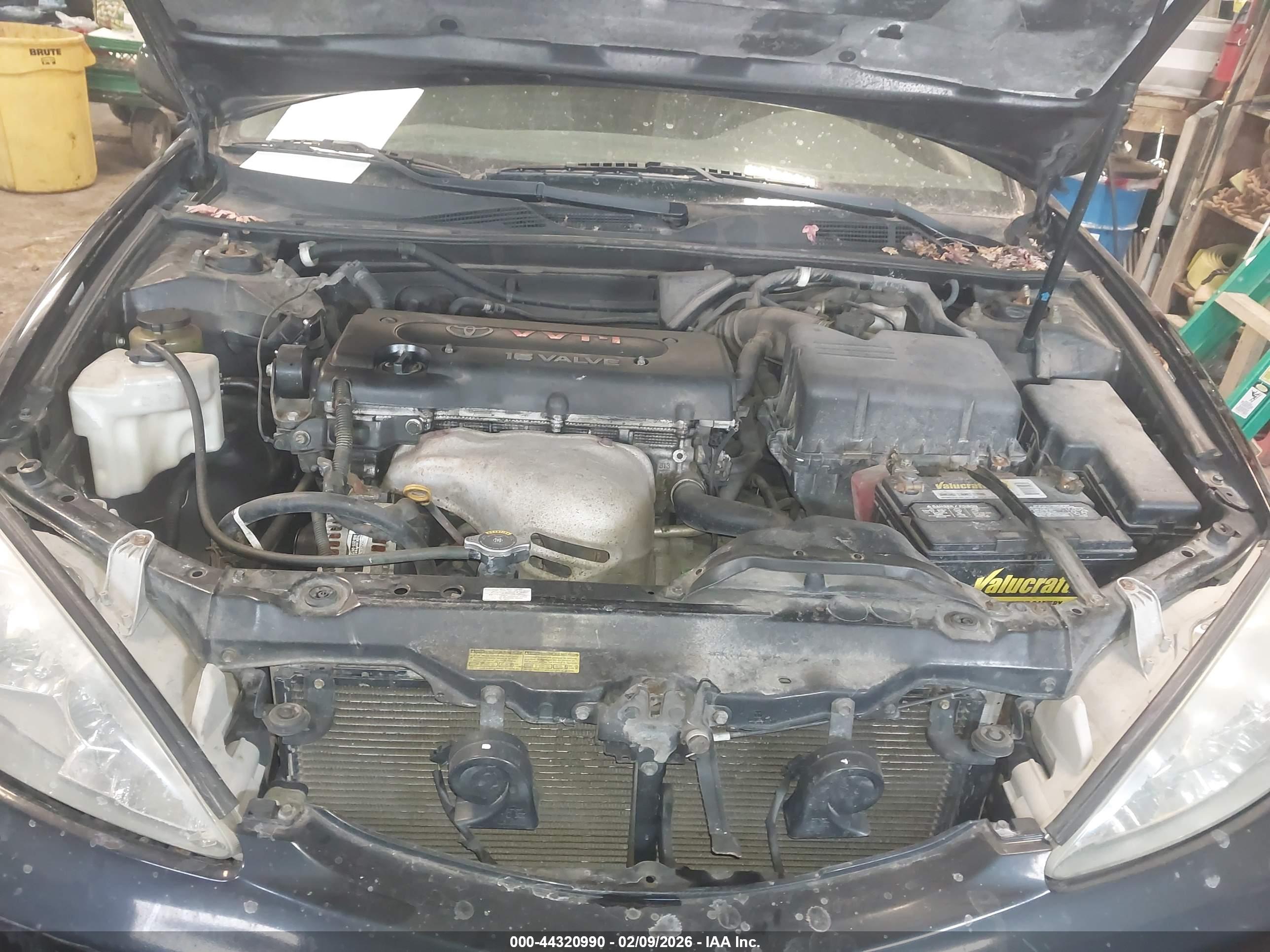 TOYOTA CAMRY image 10