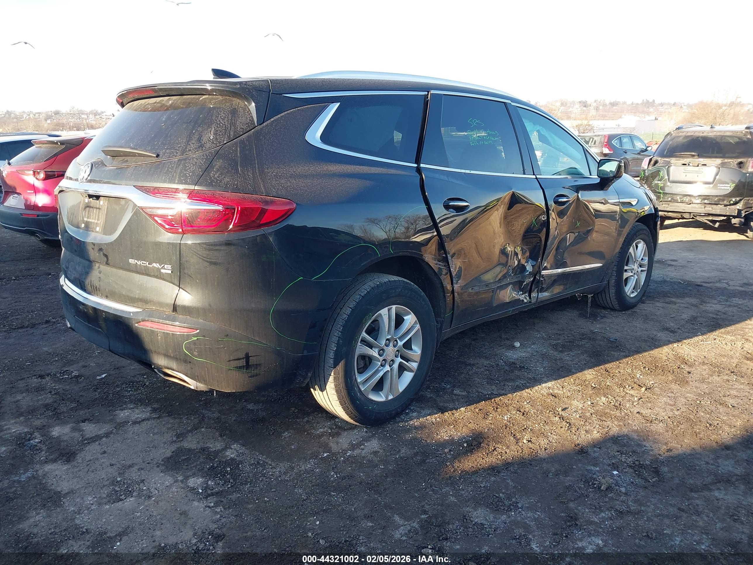 BUICK ENCLAVE image 4