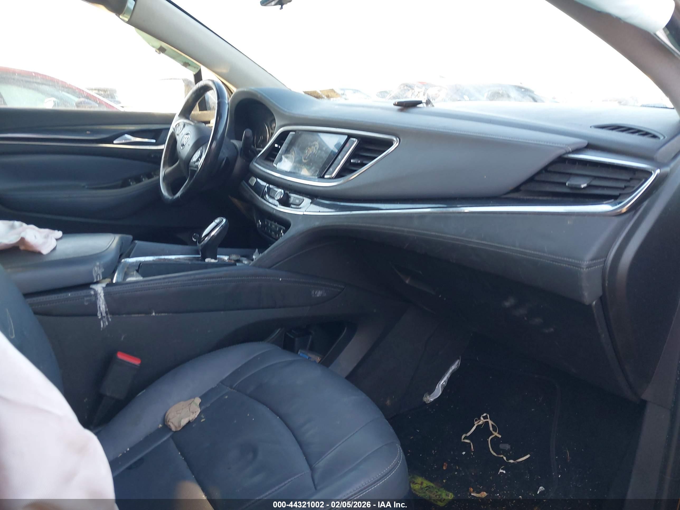 BUICK ENCLAVE image 5