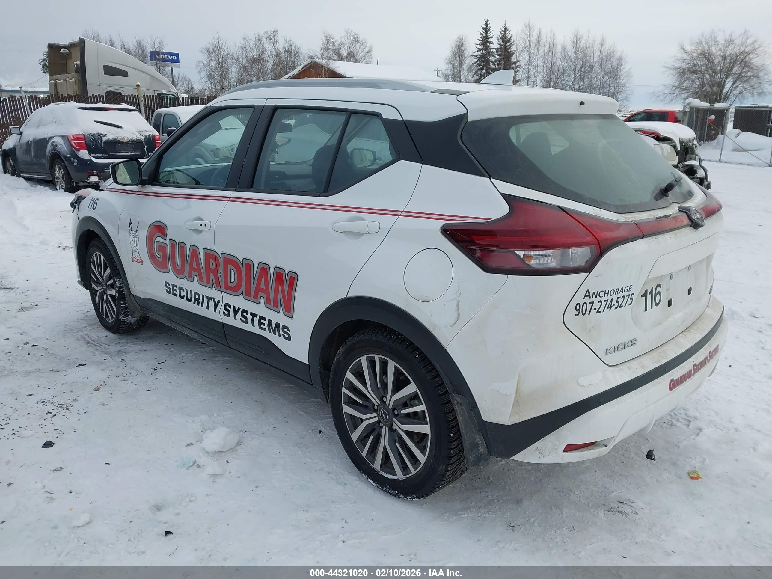 NISSAN KICKS image 3
