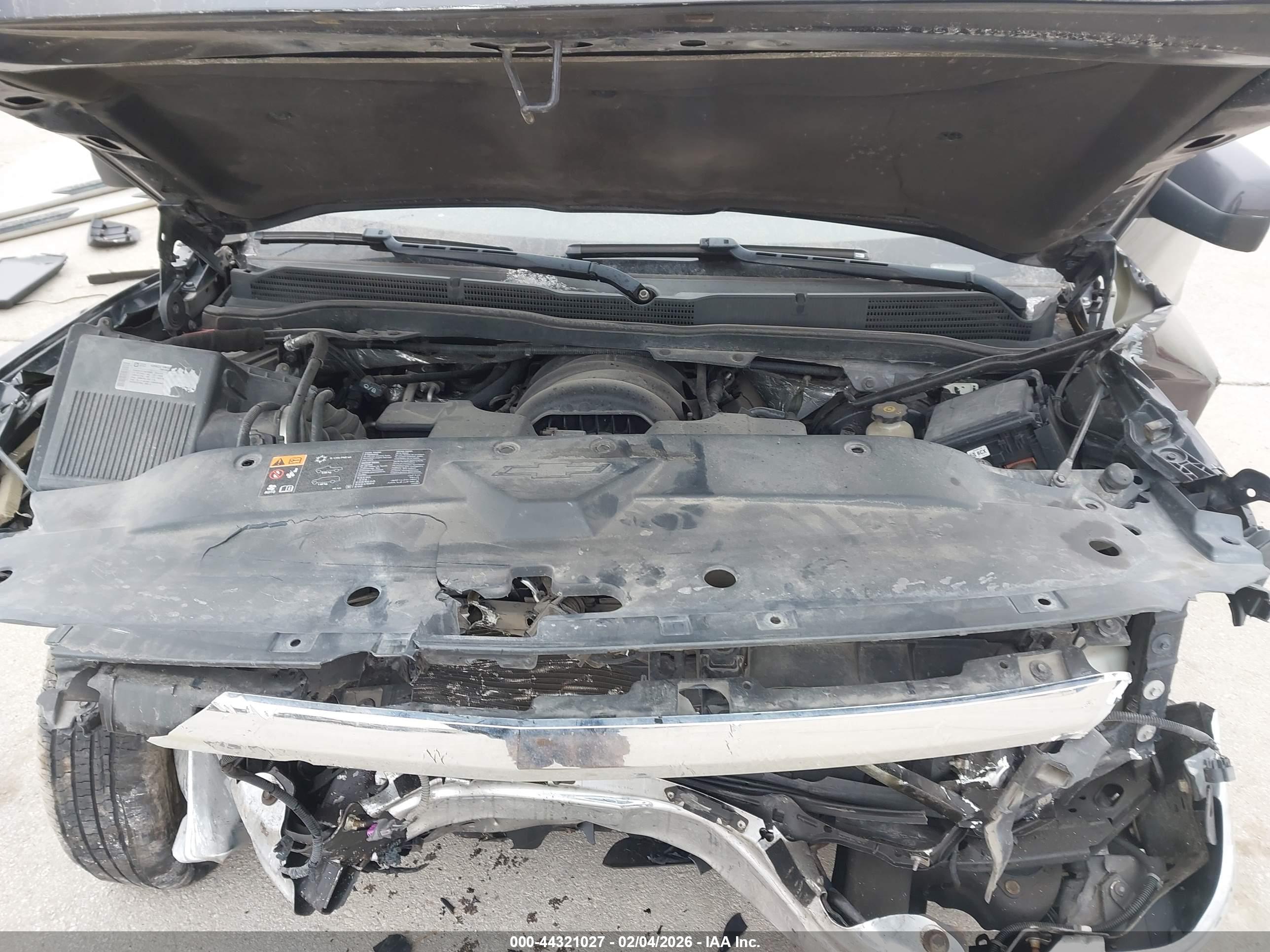 CHEVROLET SILVERADO image 10