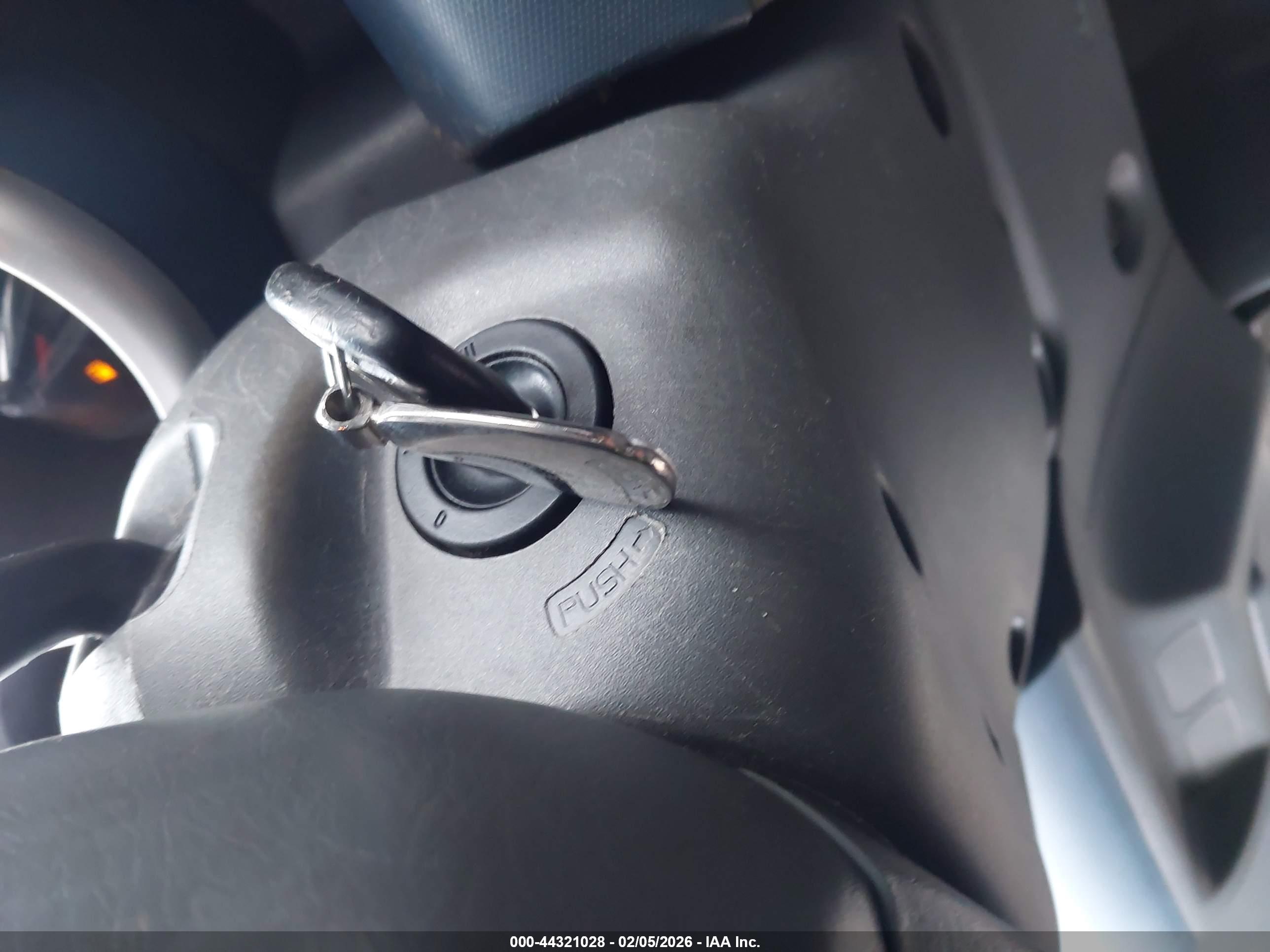 HONDA ELEMENT image 11