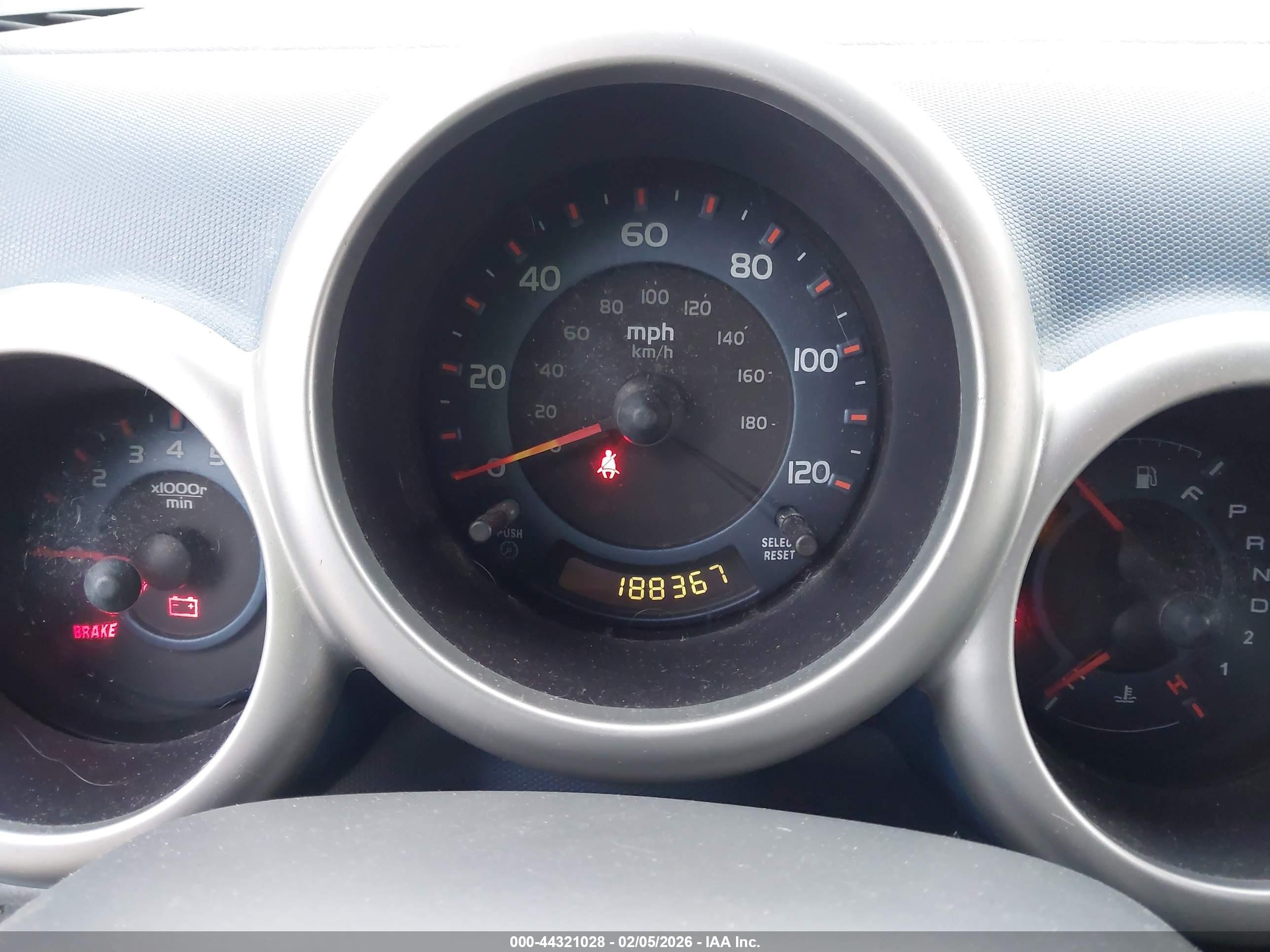 HONDA ELEMENT image 7