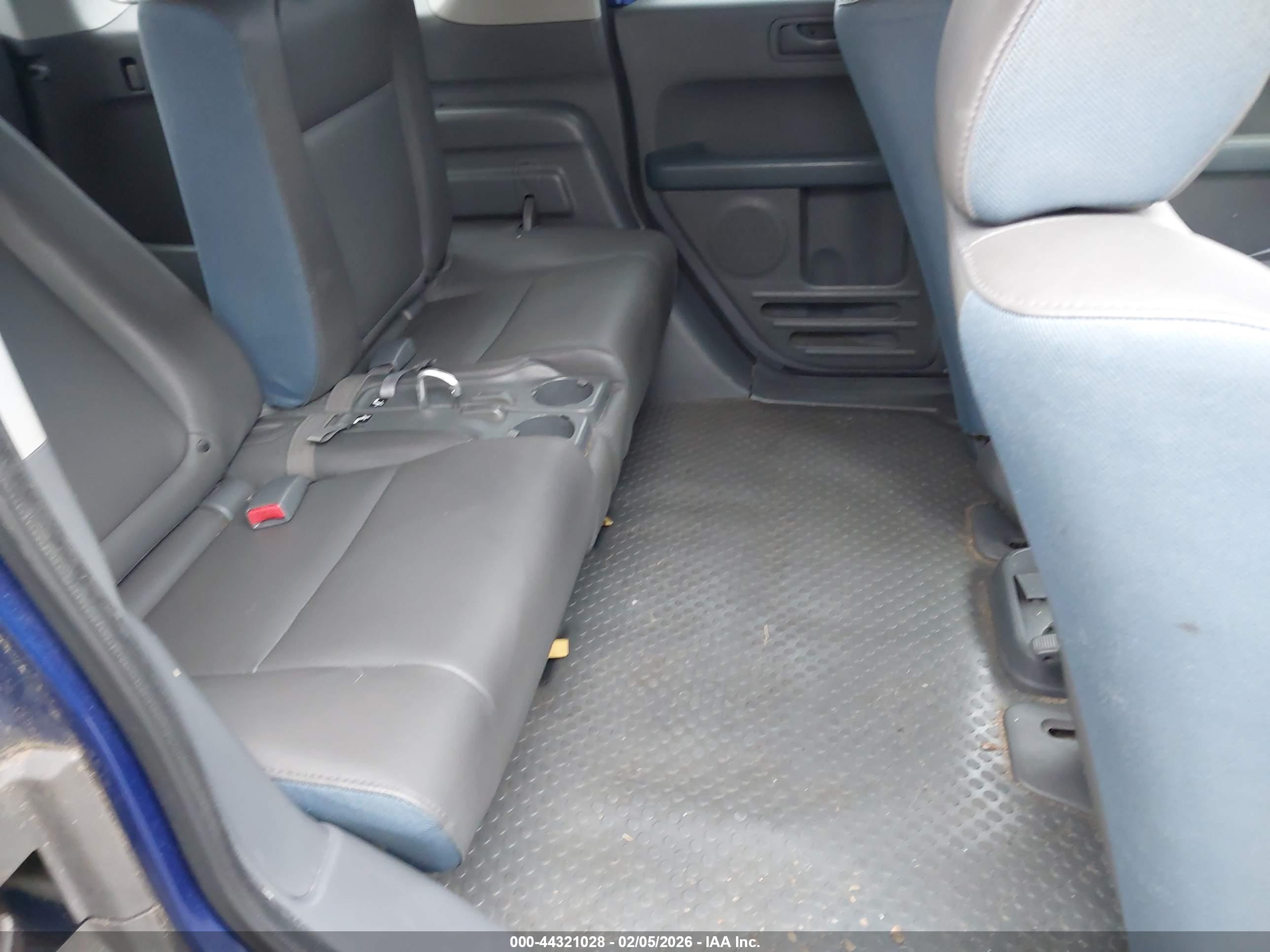 HONDA ELEMENT image 8
