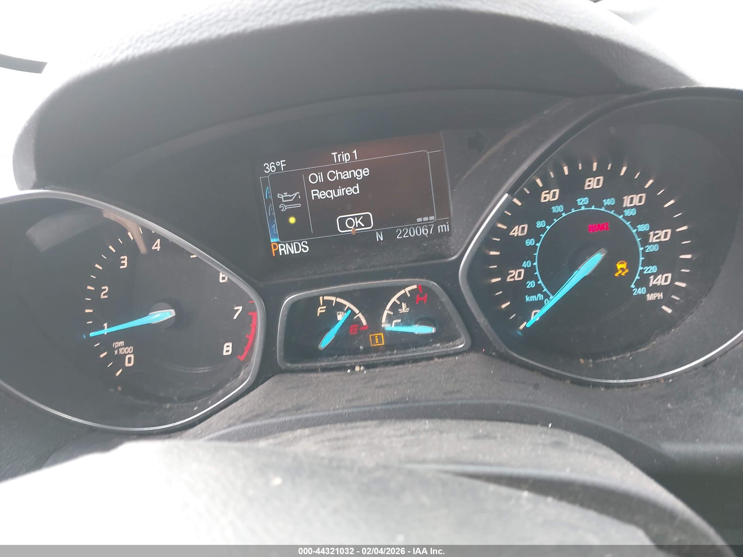 FORD ESCAPE image 7