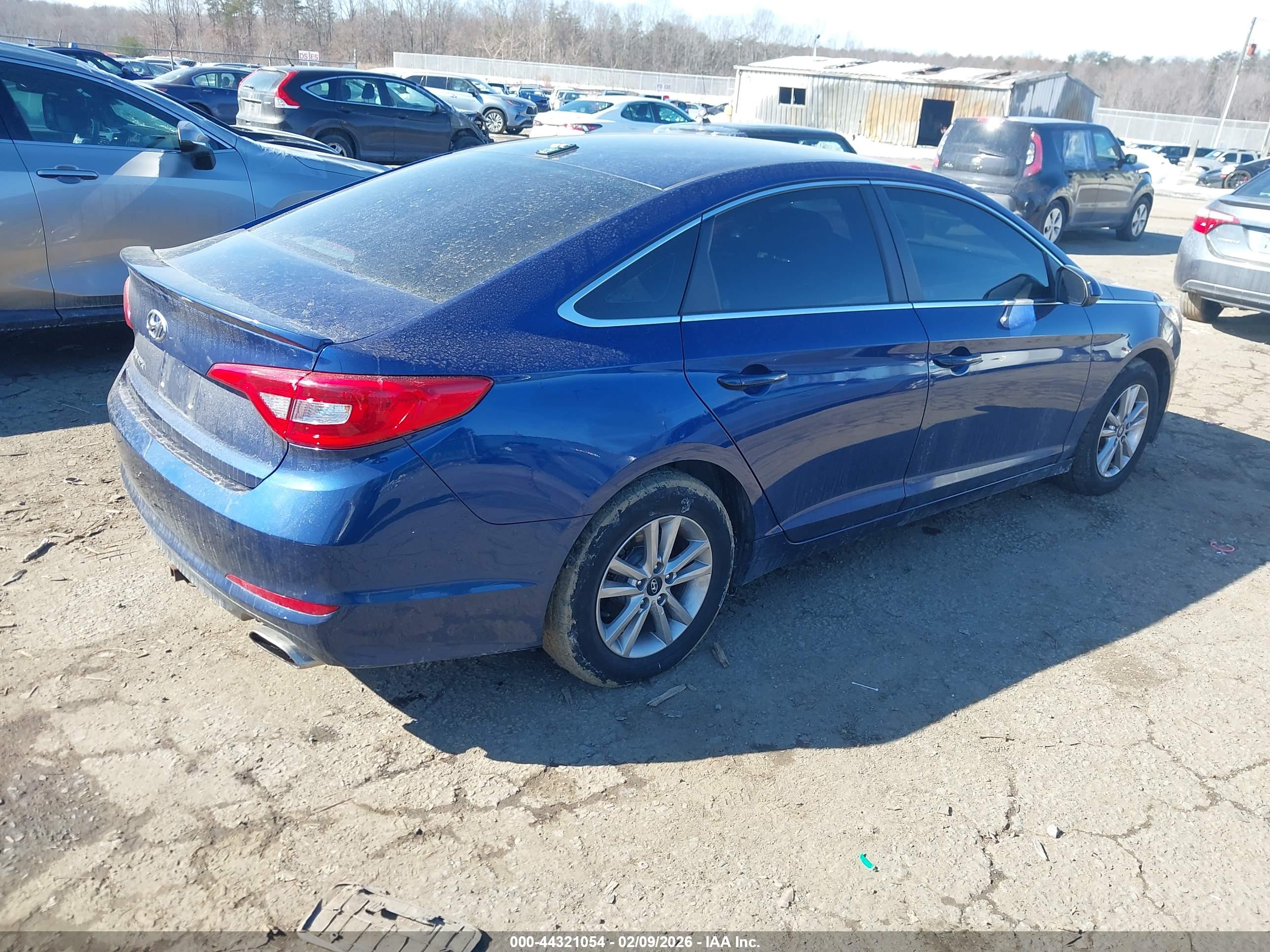 HYUNDAI SONATA image 4