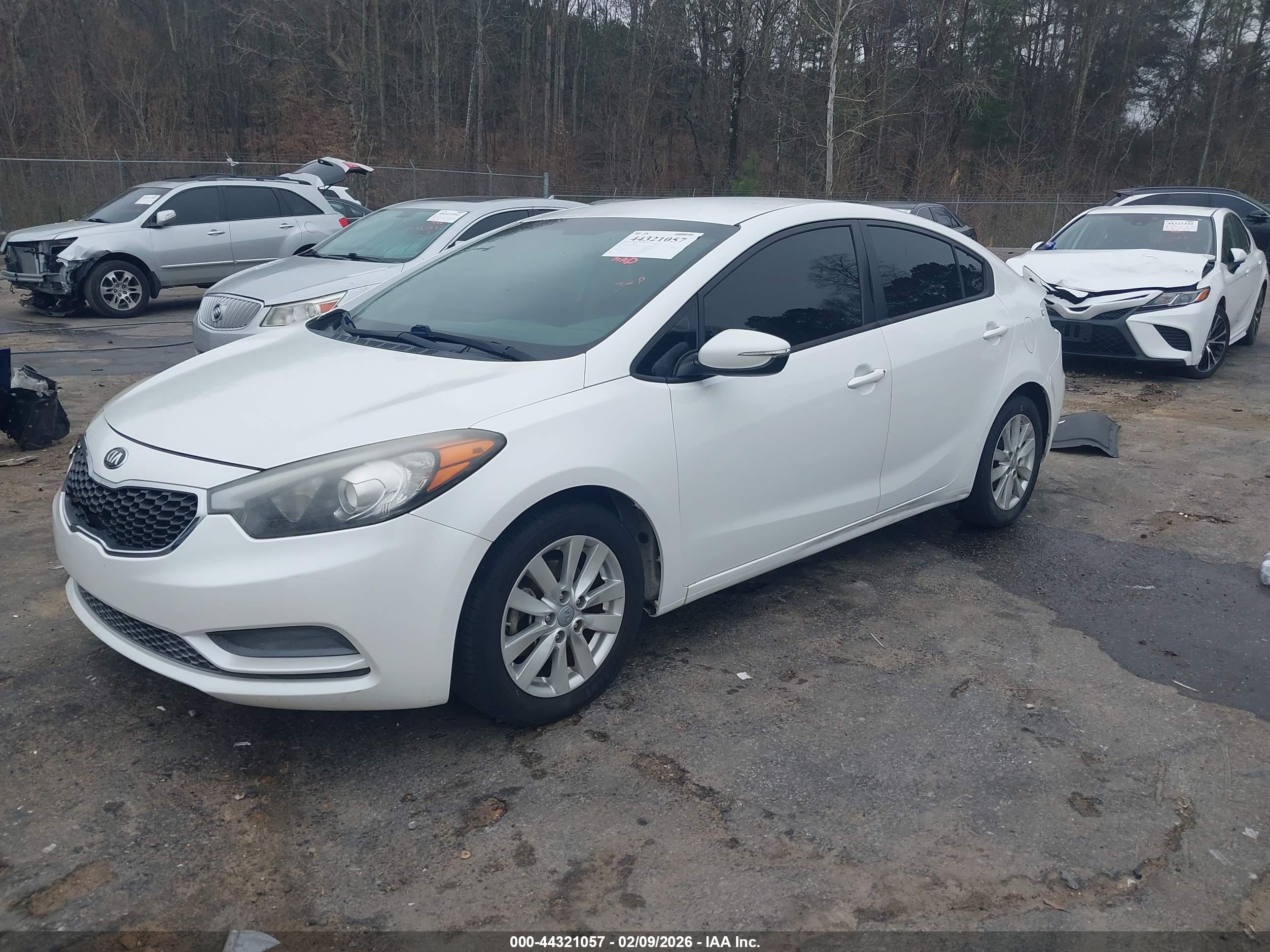 KIA FORTE image 2