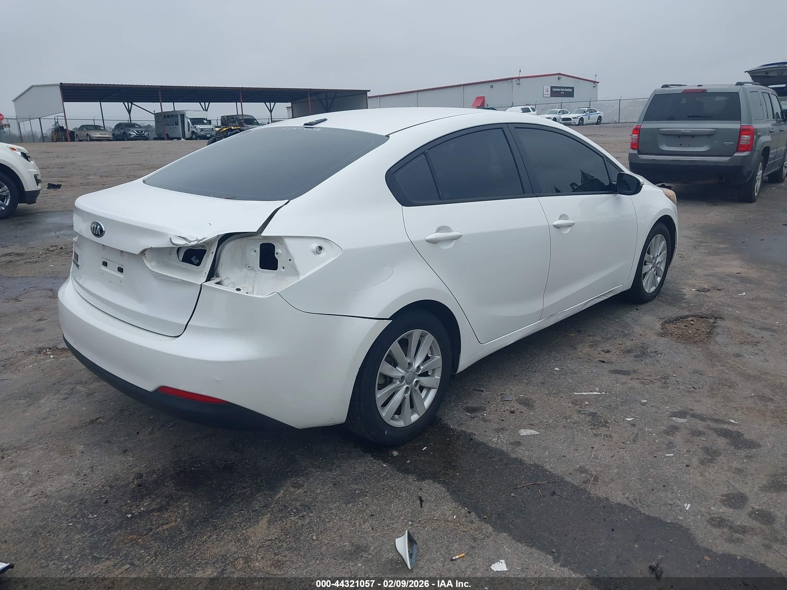 KIA FORTE image 4