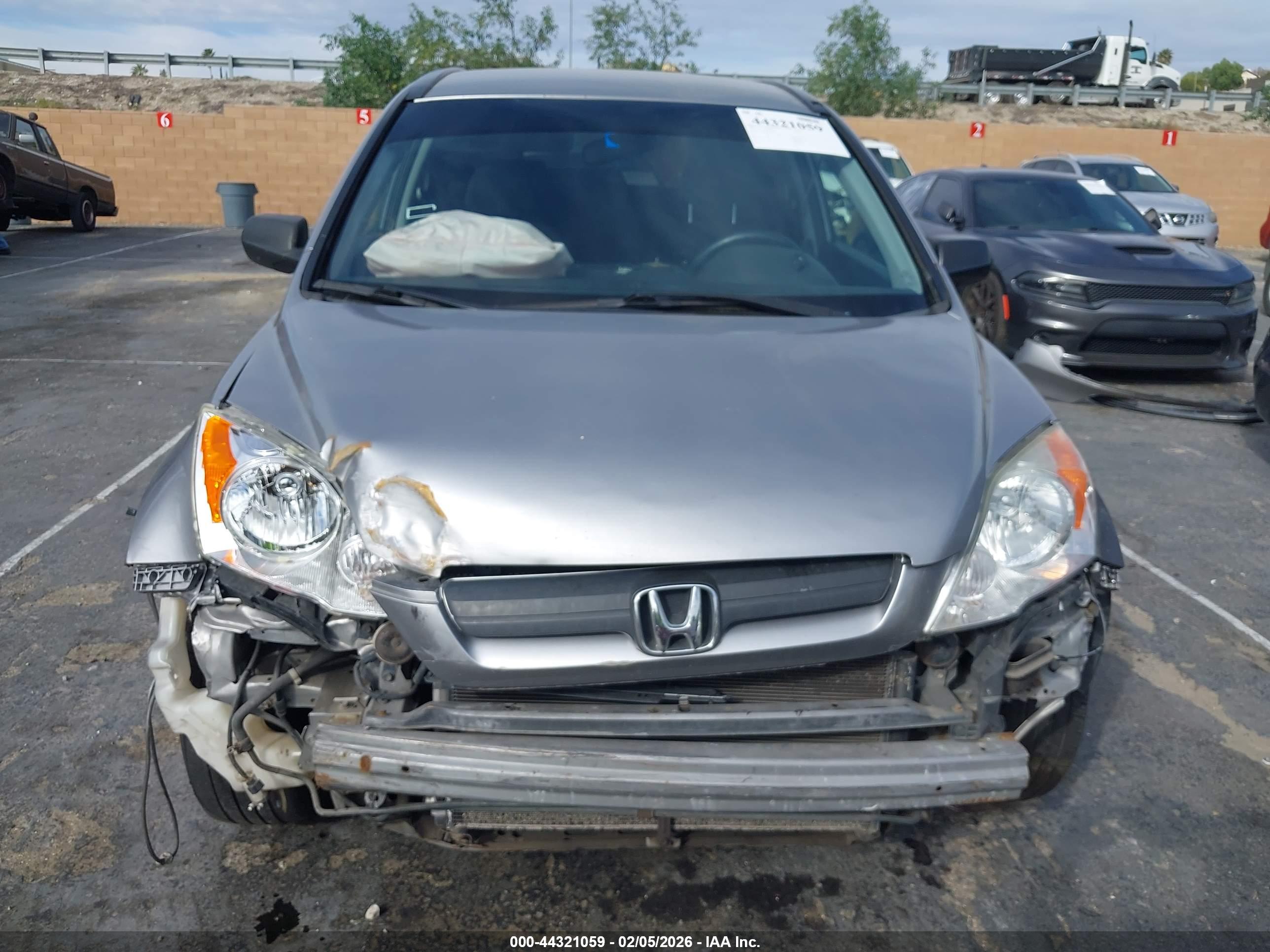 HONDA CR-V image 6