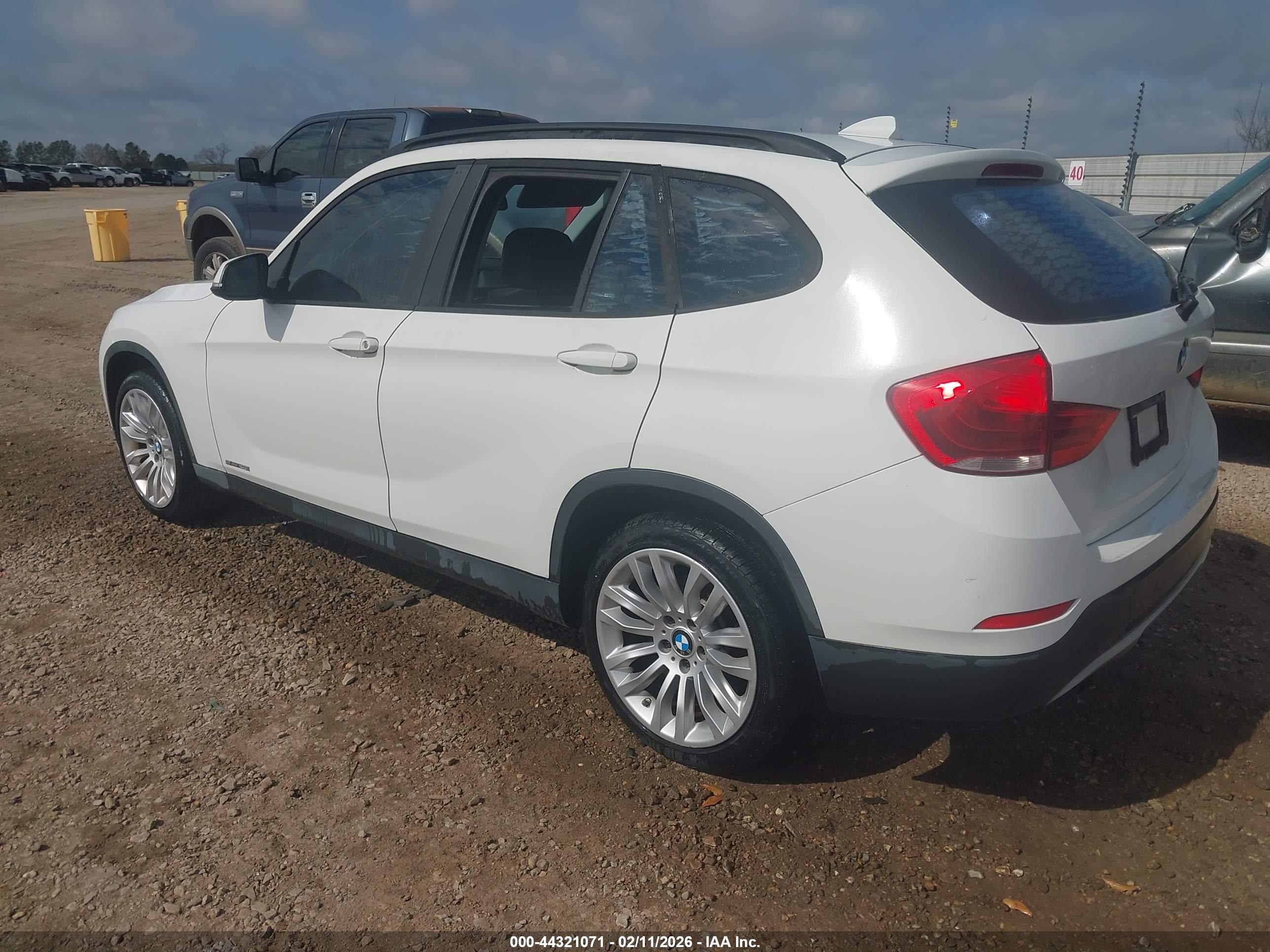 BMW X1 image 3