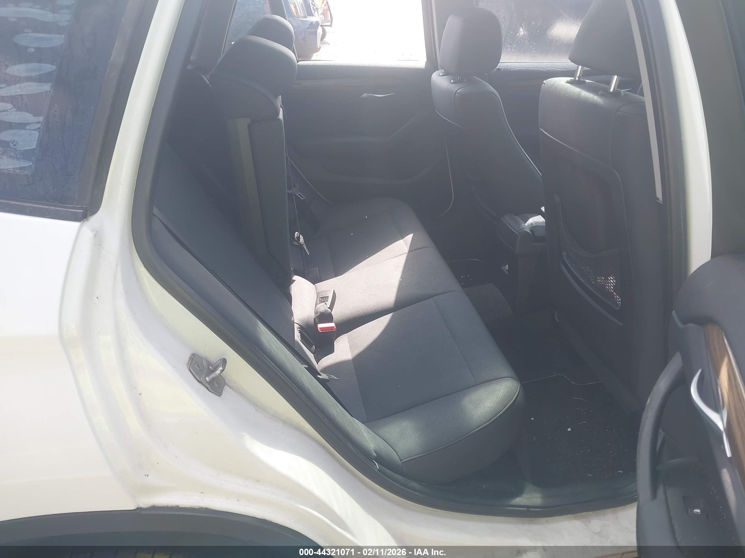 BMW X1 image 8