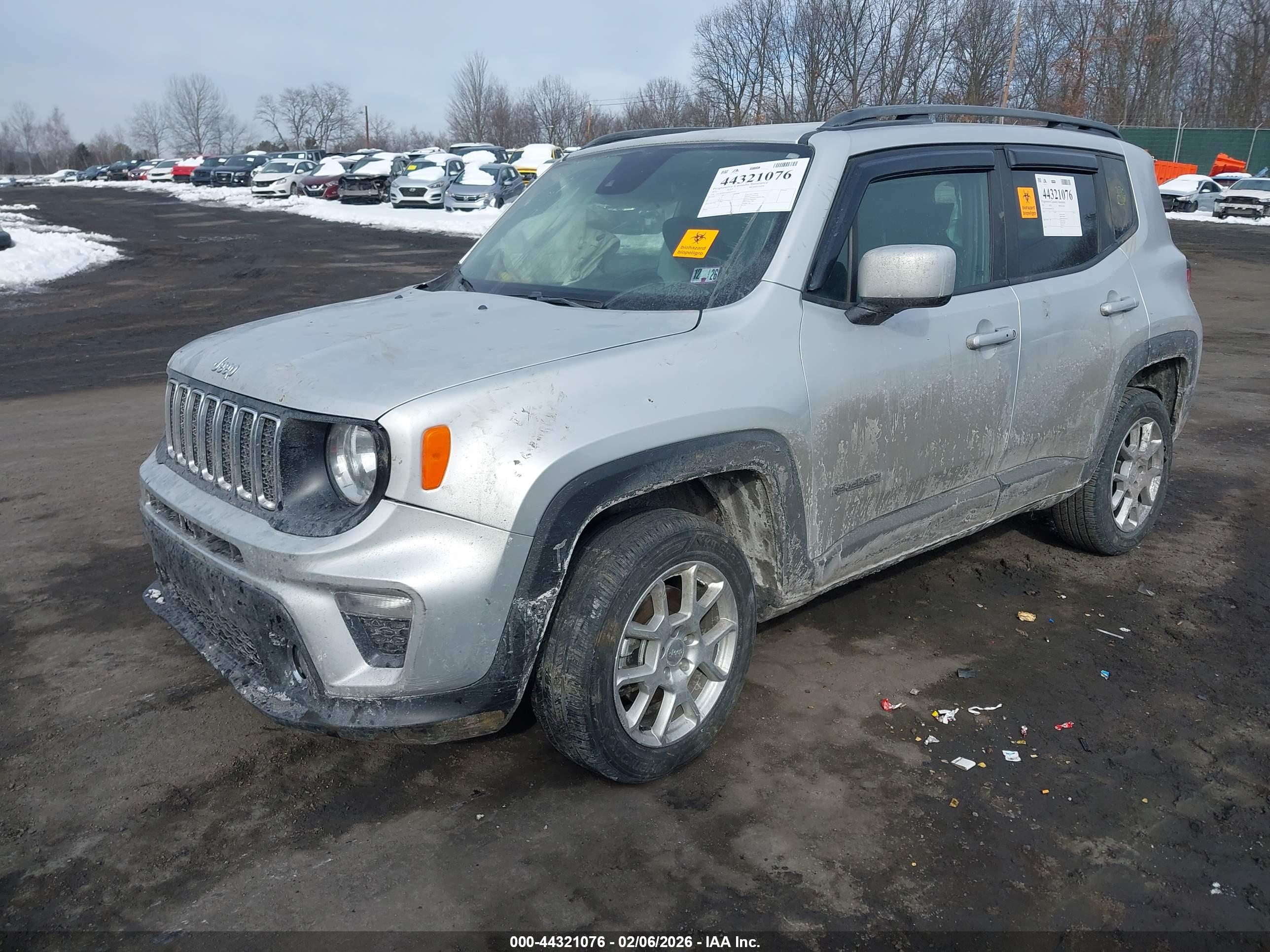 JEEP RENEGADE image 2