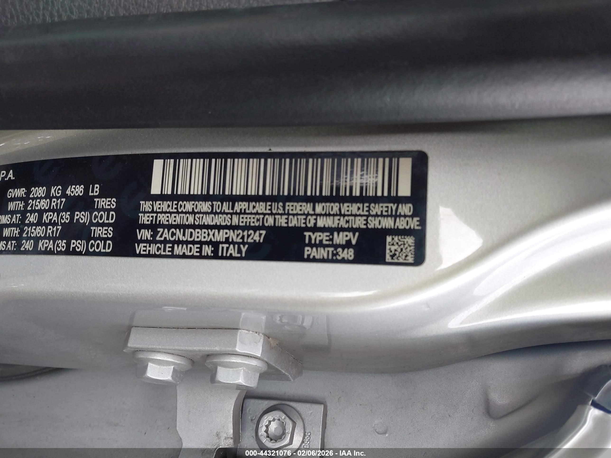 JEEP RENEGADE image 9