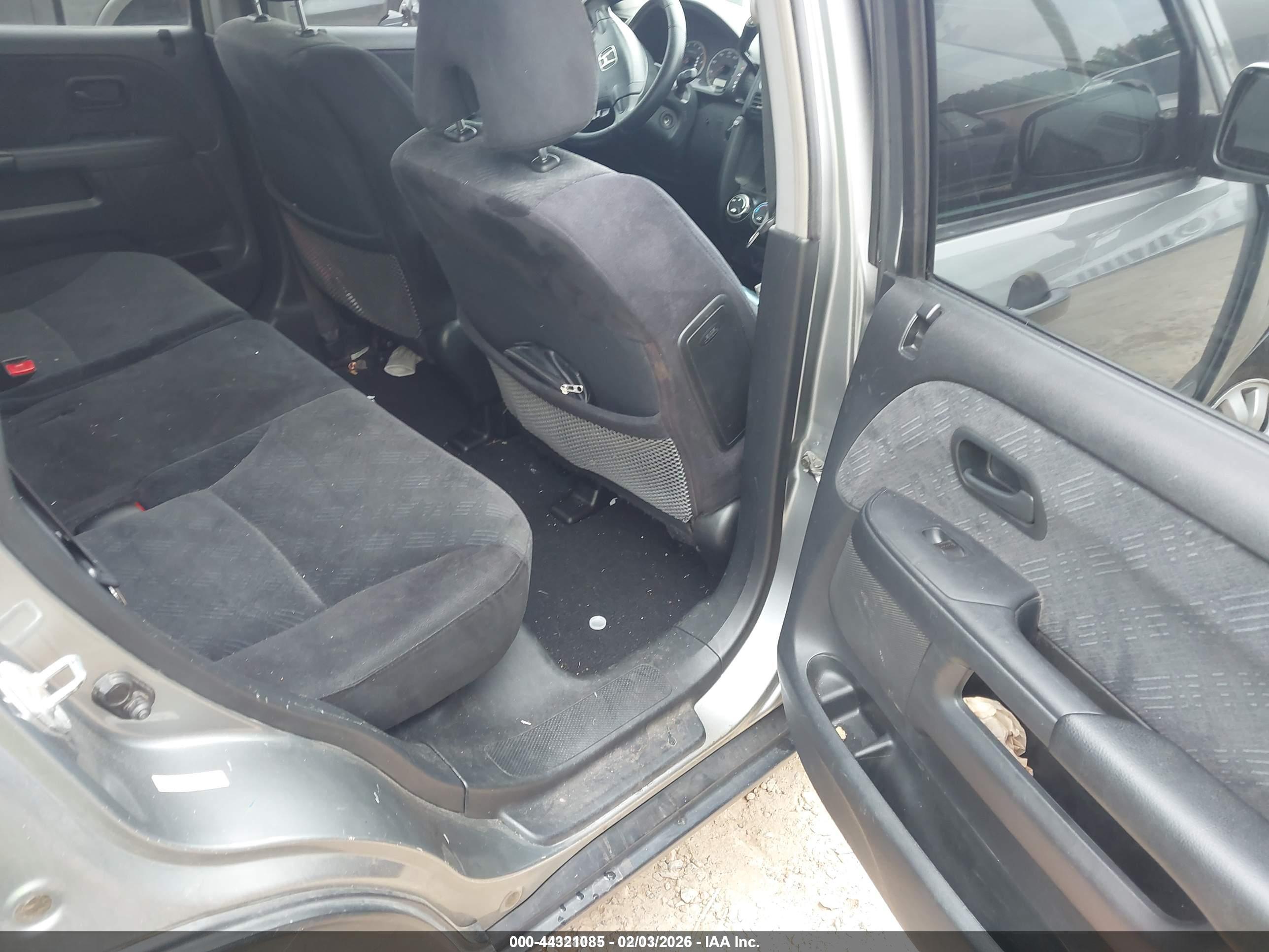 HONDA CR-V image 8