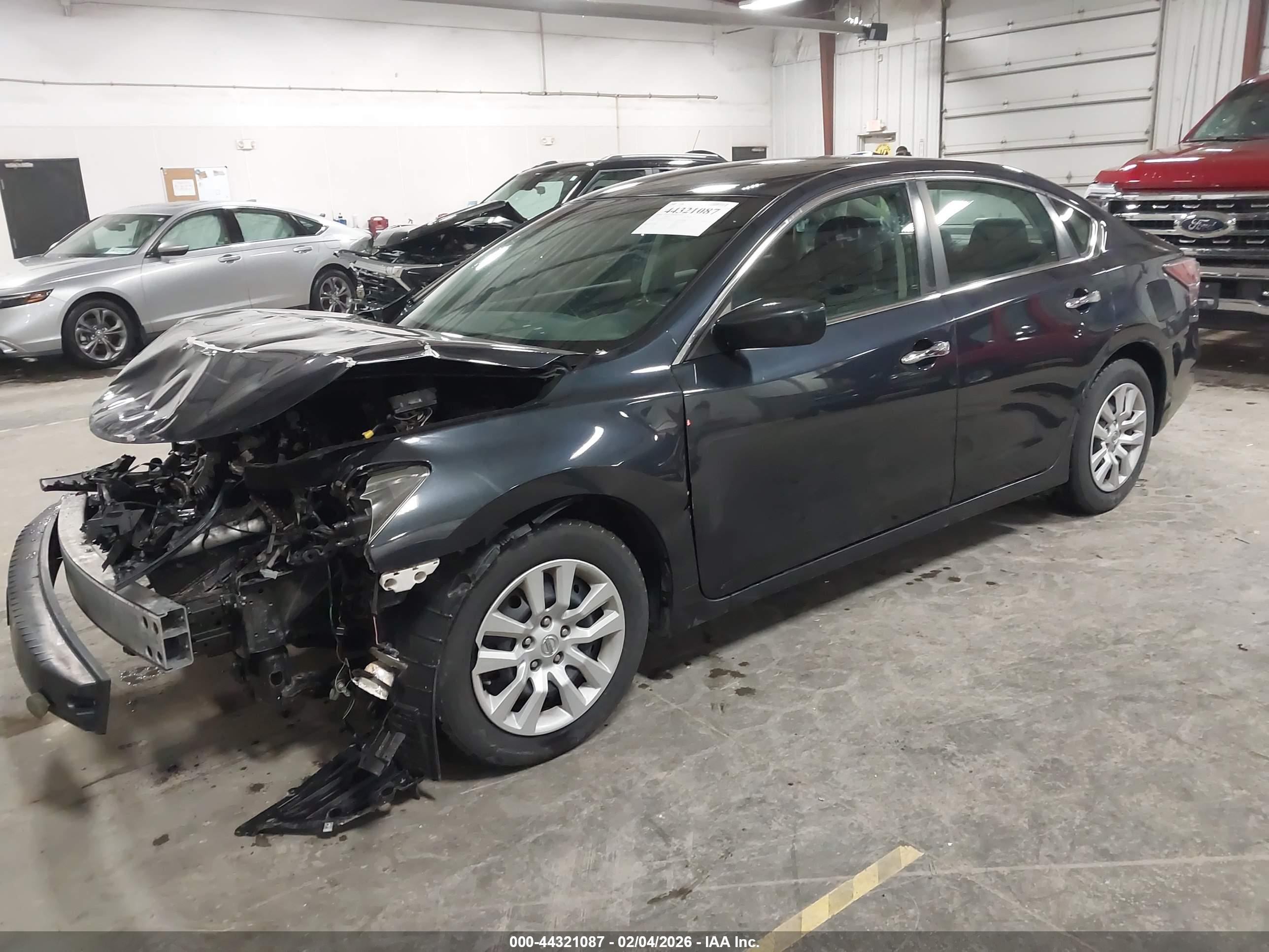 NISSAN ALTIMA image 2