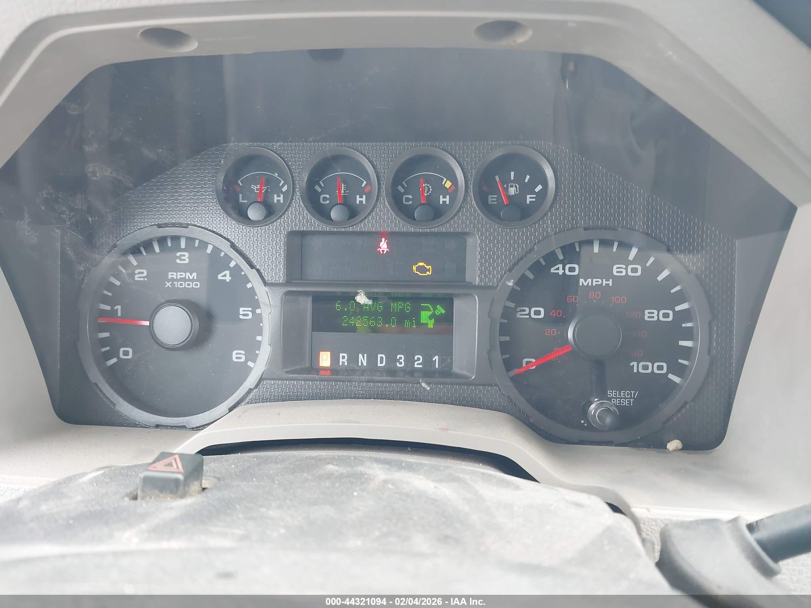 FORD F-350 image 6